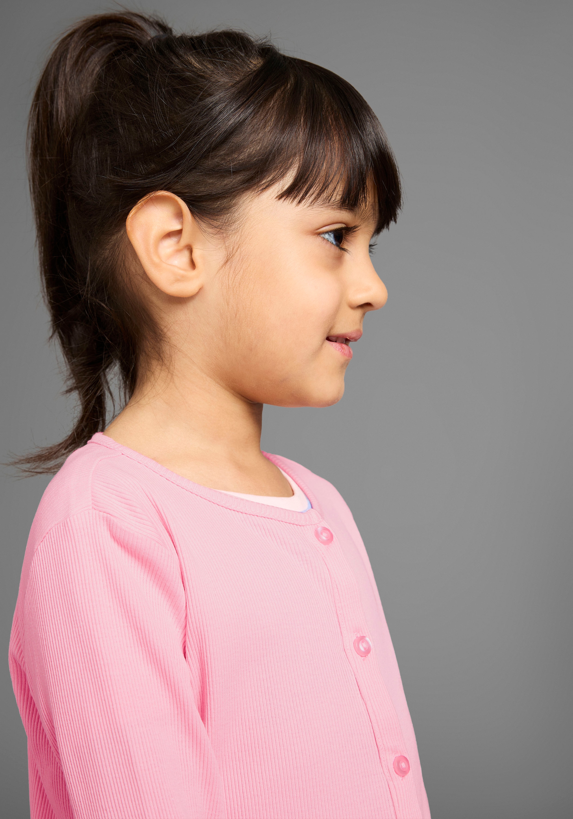 KIDSWORLD Sweatjacke »Shirtjacke aus weichem Rippmaterial« Feine Shirtjacke für jeden Anlass