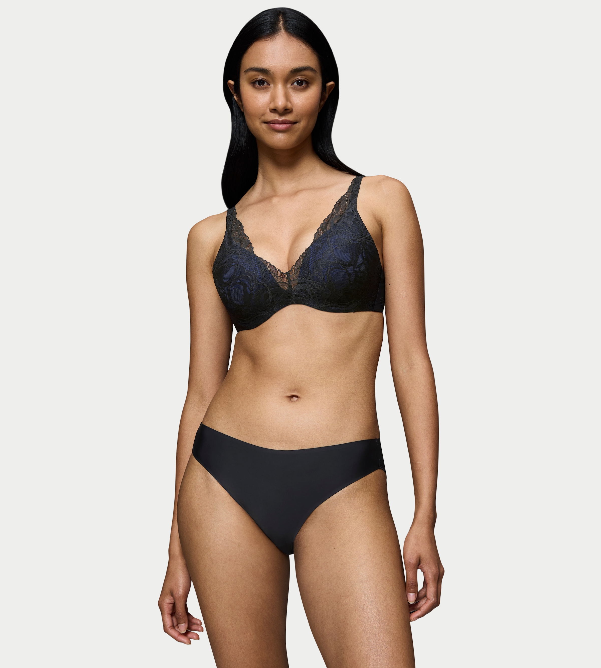 Triumph Tai-Slip »Body Make-Up Illusion Lace« florale Stretch-Spitze, hoher Beinausschnitt, weiche Microfaser