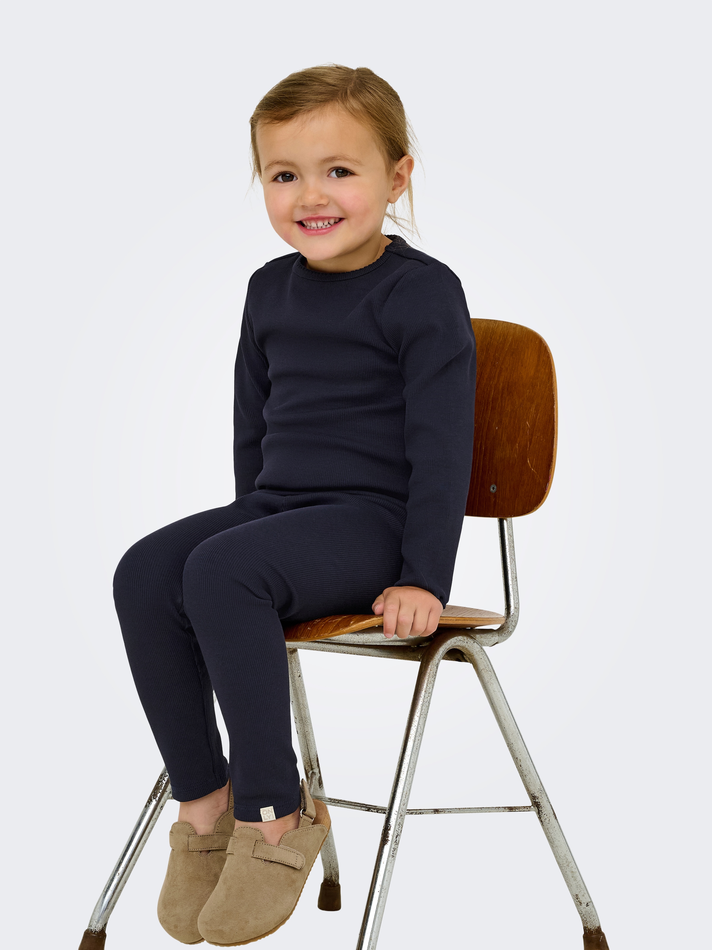 KIDS ONLY Langarmshirt »KMGTRINNY SLD LS ONECK TOP JRS NOOS« aus Baumwollmischung, figurbetonte Passform, mit Jersey und Rippware