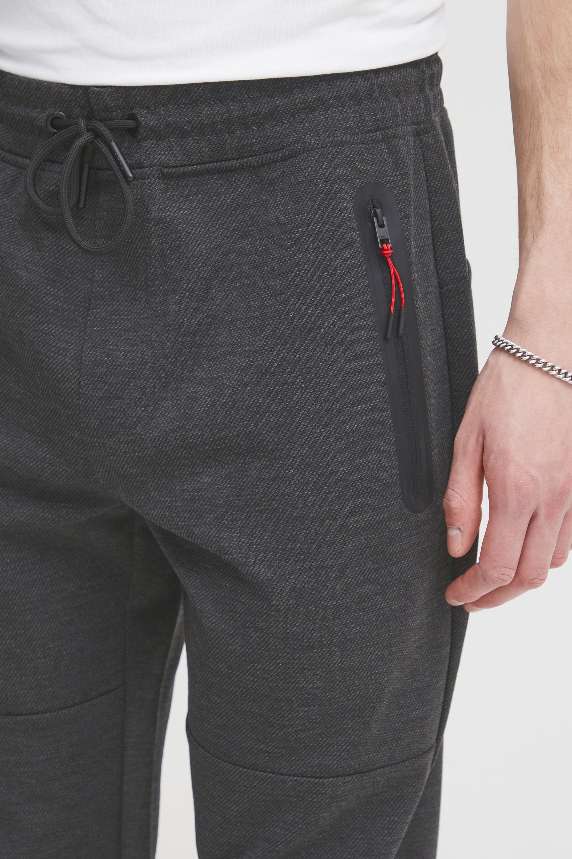 !Solid Sweatpants »Sweatpants SDVinh«