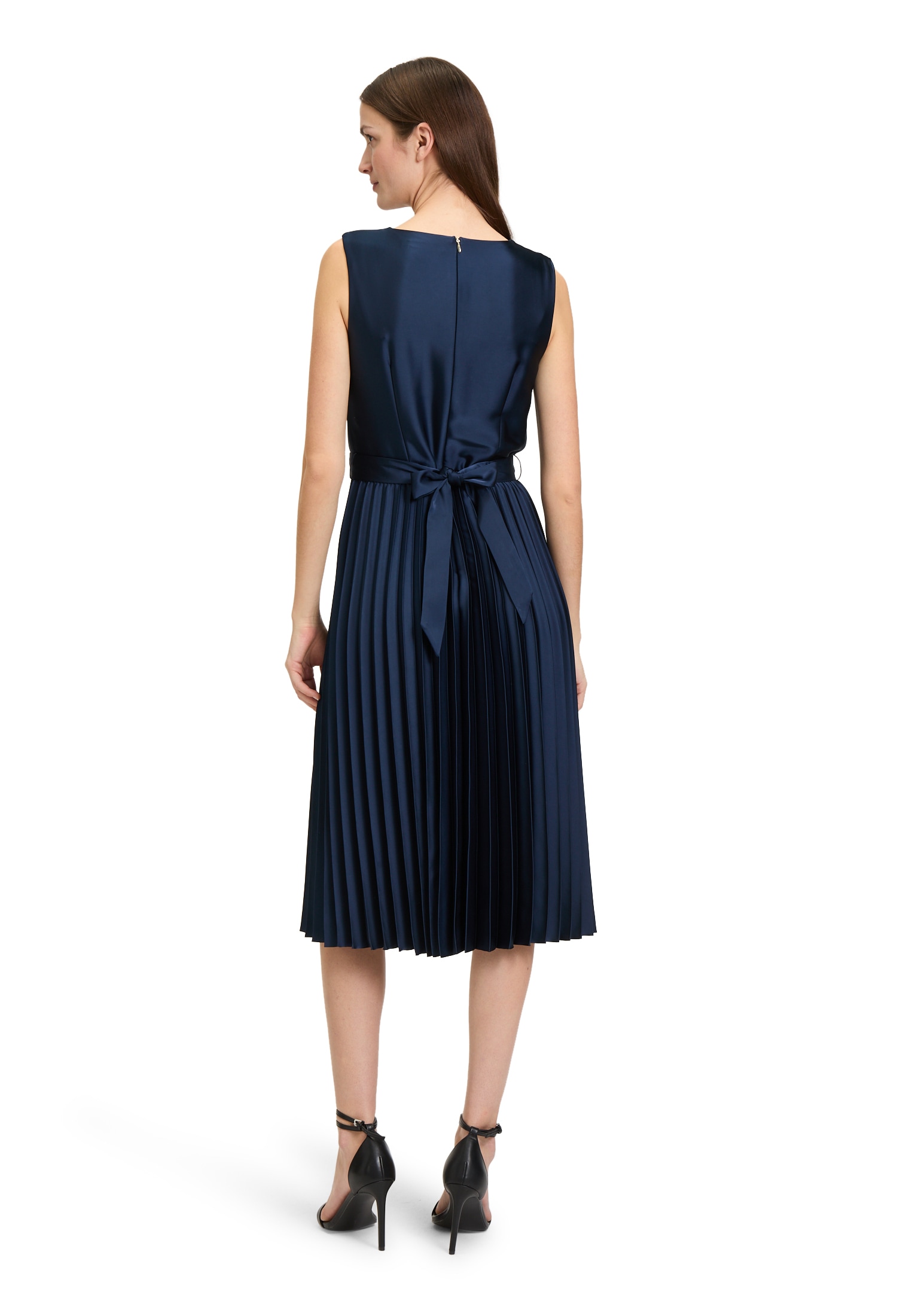 Betty&Co Chiffonkleid »Chiffonkleid mit Plissee«