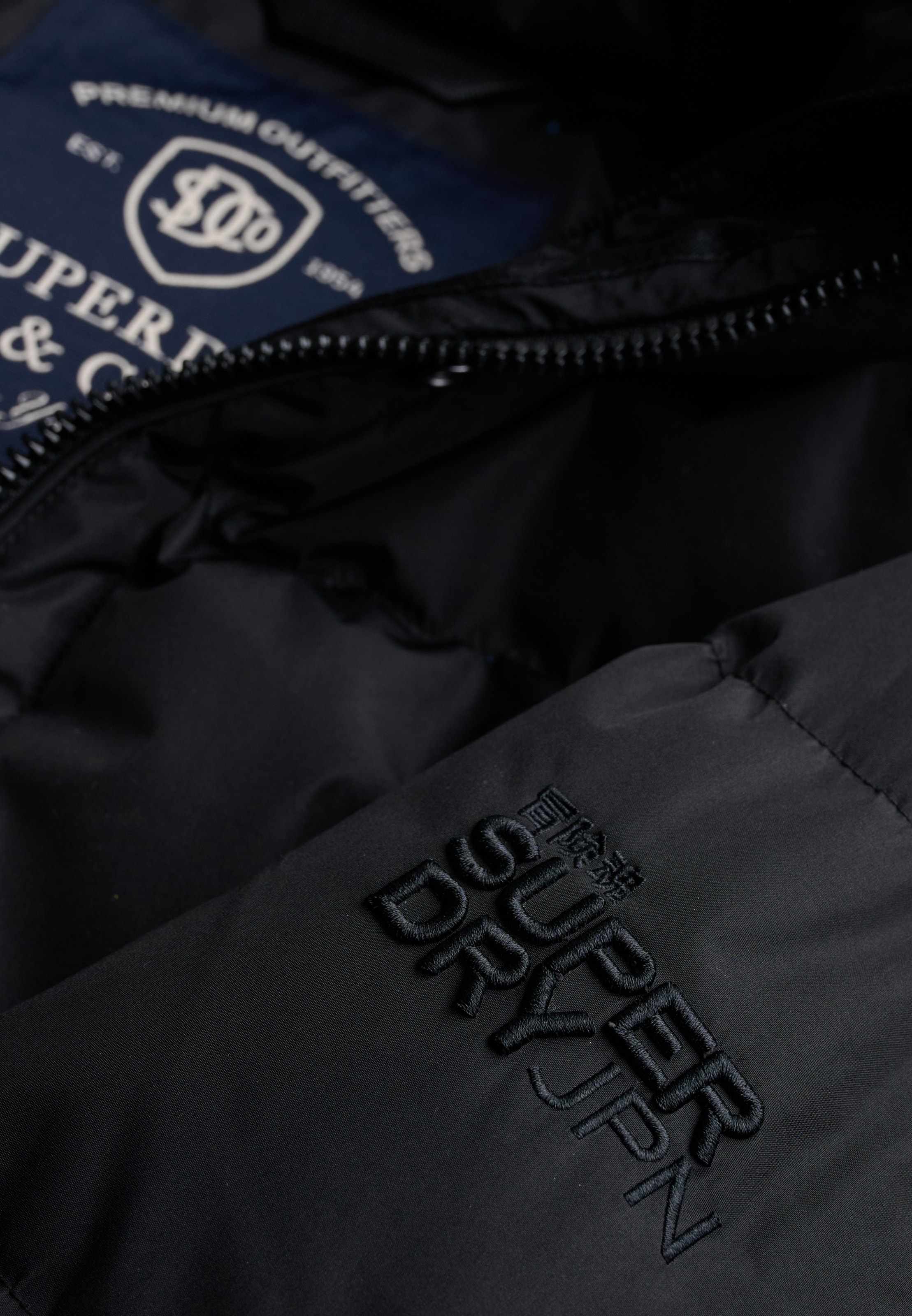 Superdry Steppjacke »HOODED 5 BAFFLE SPORTS PUFFER« mit Kapuze Kunstfaser, relaxed fit