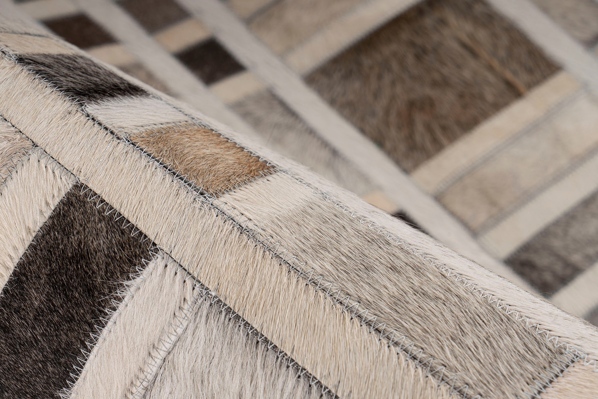 Padiro Teppich »Lavin 225« rechteckig 8 mm Höhe Handgenähtes und hochwertig verarbeitetes Unikat