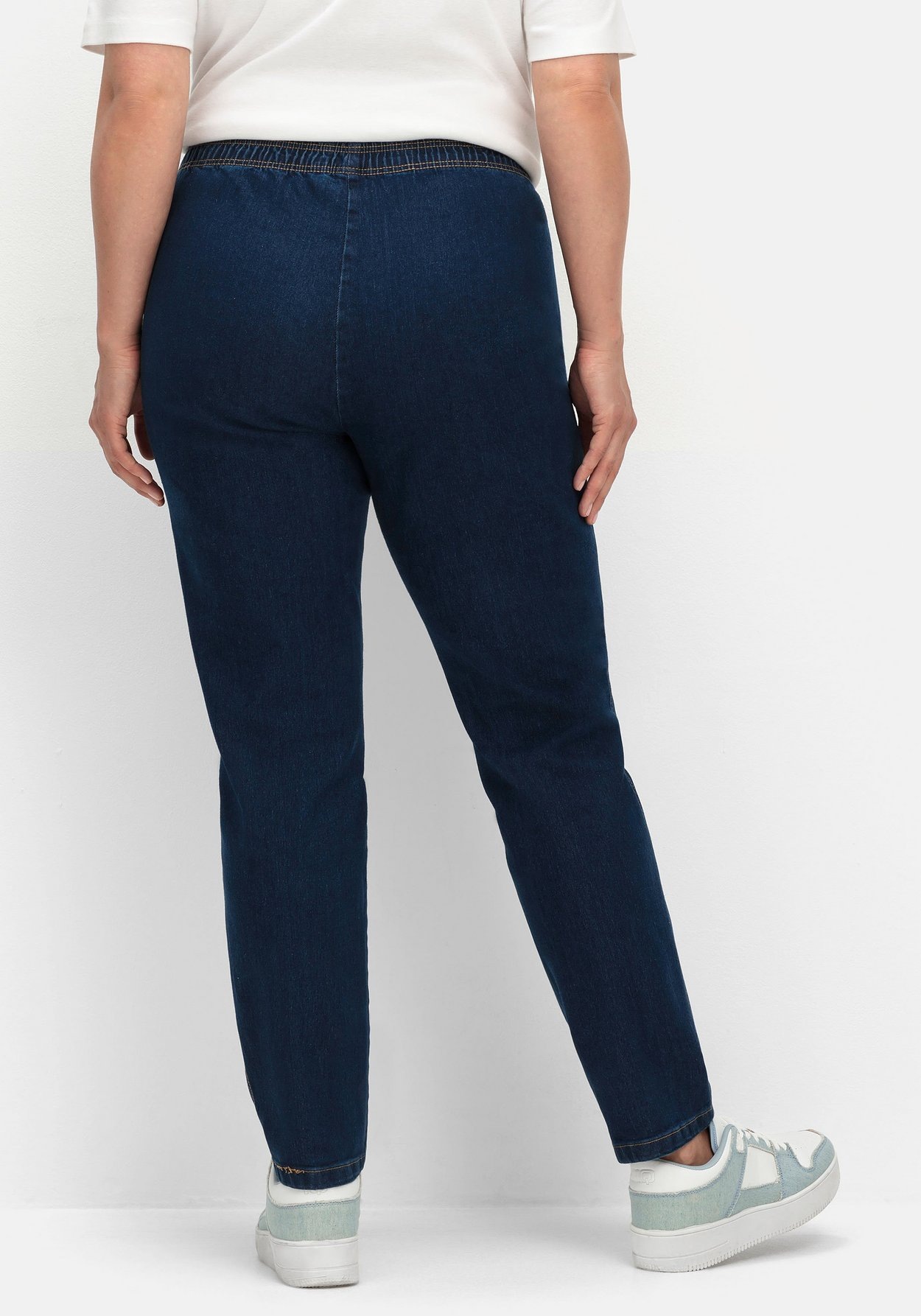 Sheego Jeansjeggings »Schmale Jeans mit Stretchbund, in schmaler Beinform«