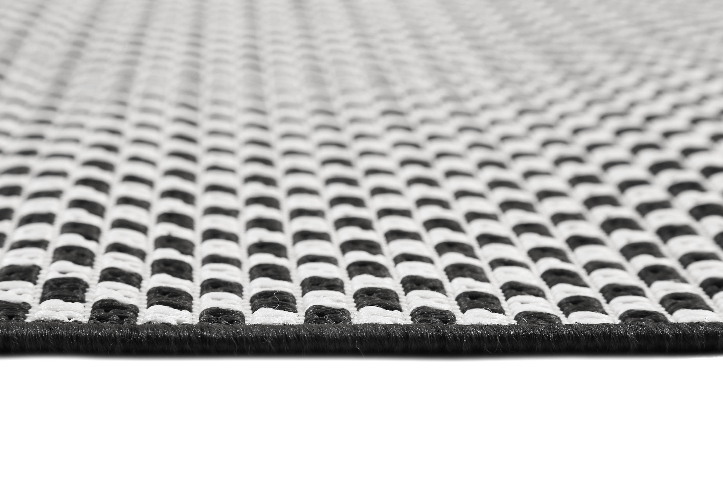 Esprit Outdoorteppich »Raccoon,  ESP-22557«, rechteckig, 4 mm Höhe, Läufer, wetterfest,schwarz weiß kariert, ideal für Balkon, Terrasse