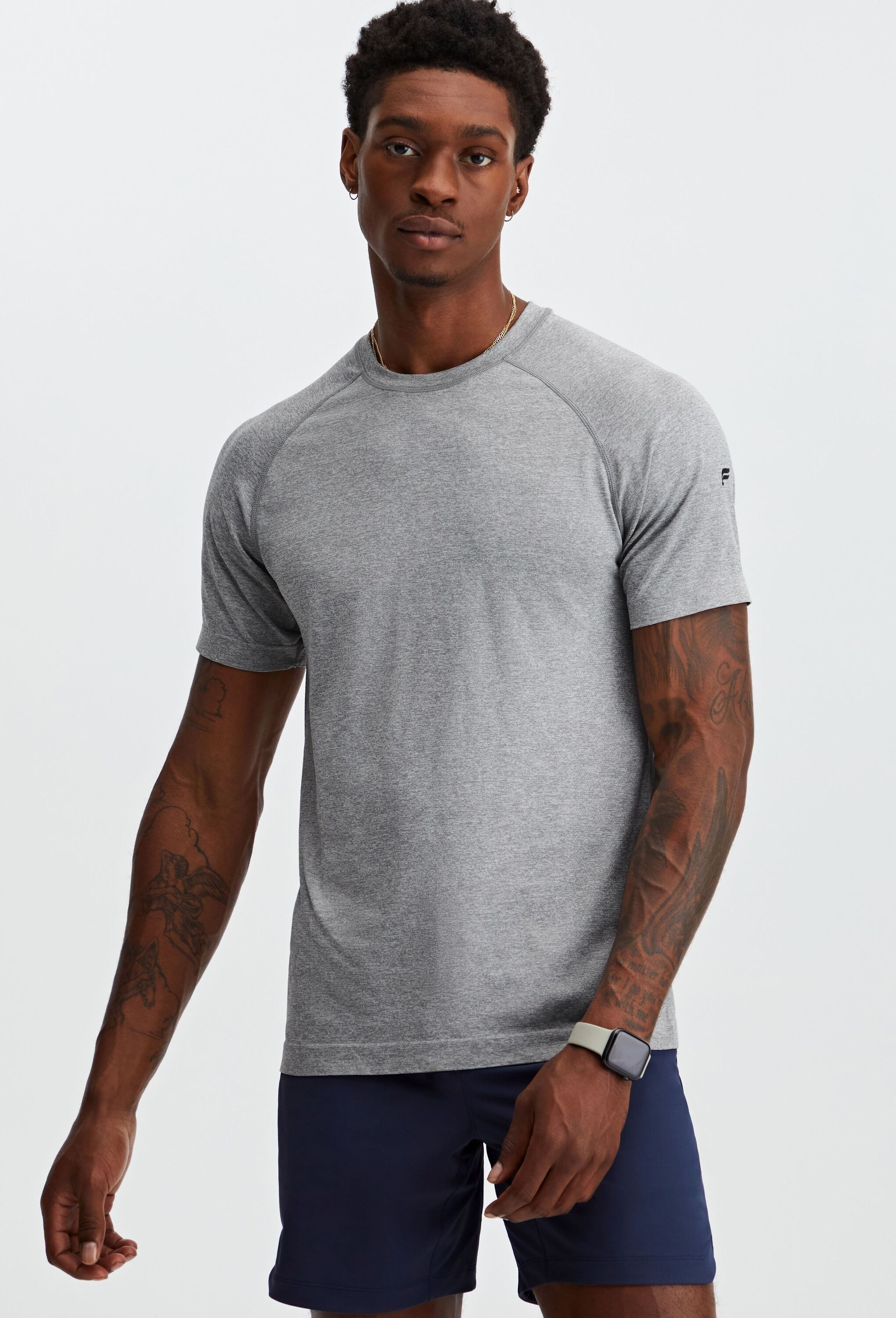 Fabletics T-Shirt »Fabletics TEE The Training Day« aus ultraleichtem, schweißableitenden Performance-Stoff