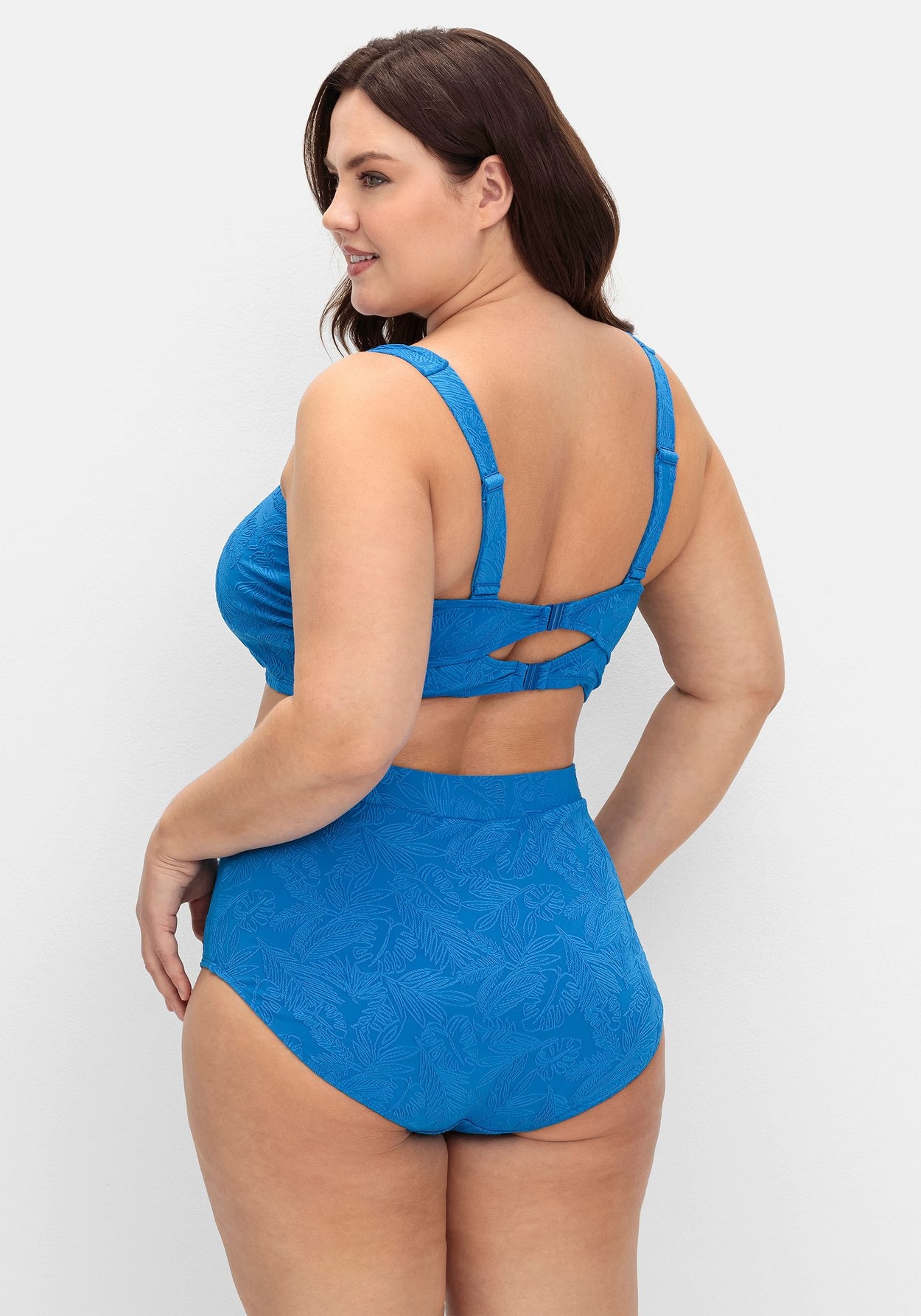 Sheego Bügel-Bikini-Top »Bikini-Bustier mit Blumen-Struktur und Softcups«