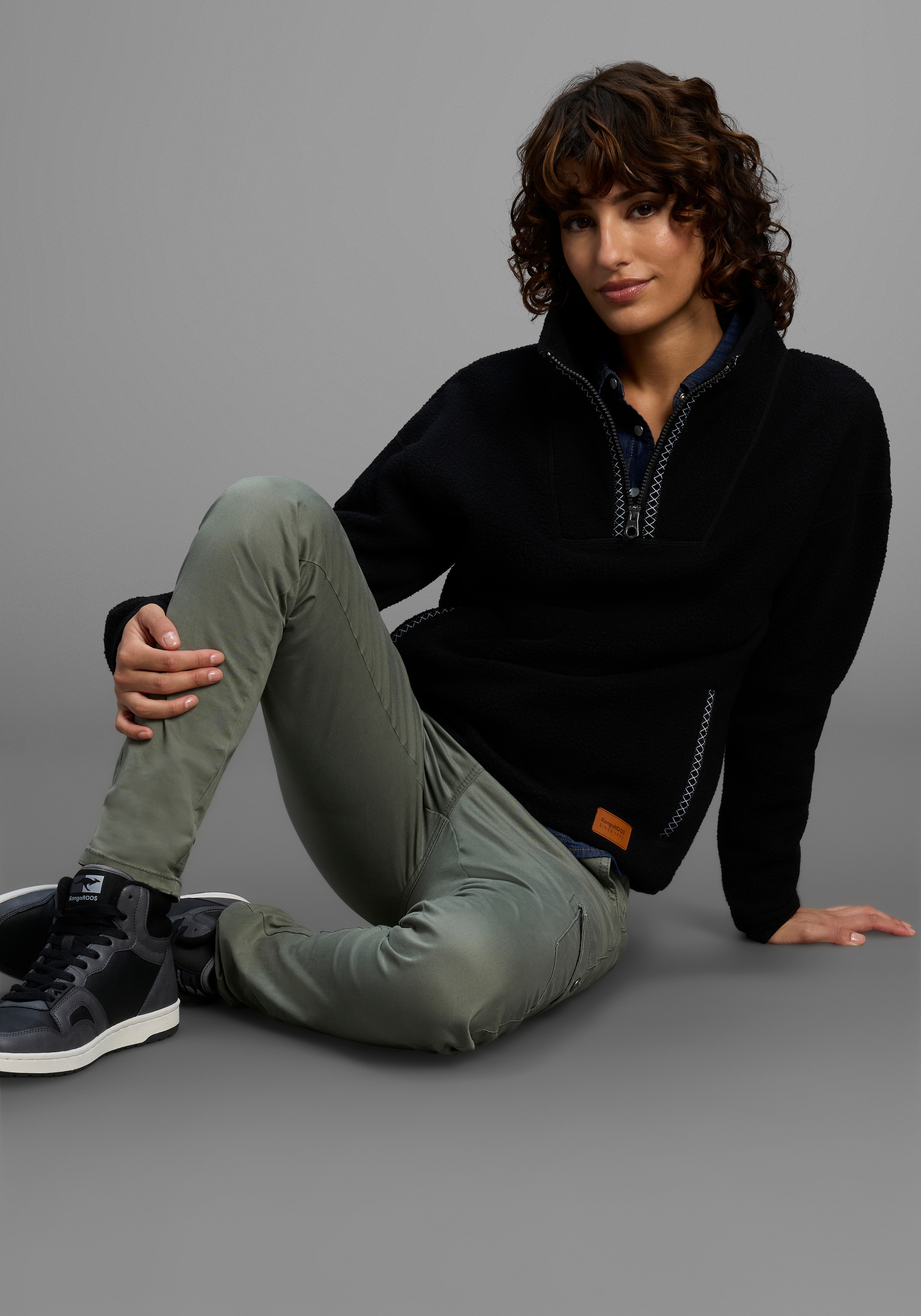 KangaROOS Fleecepullover , aus kuscheligem Sherpa Fleece, Half-zip
