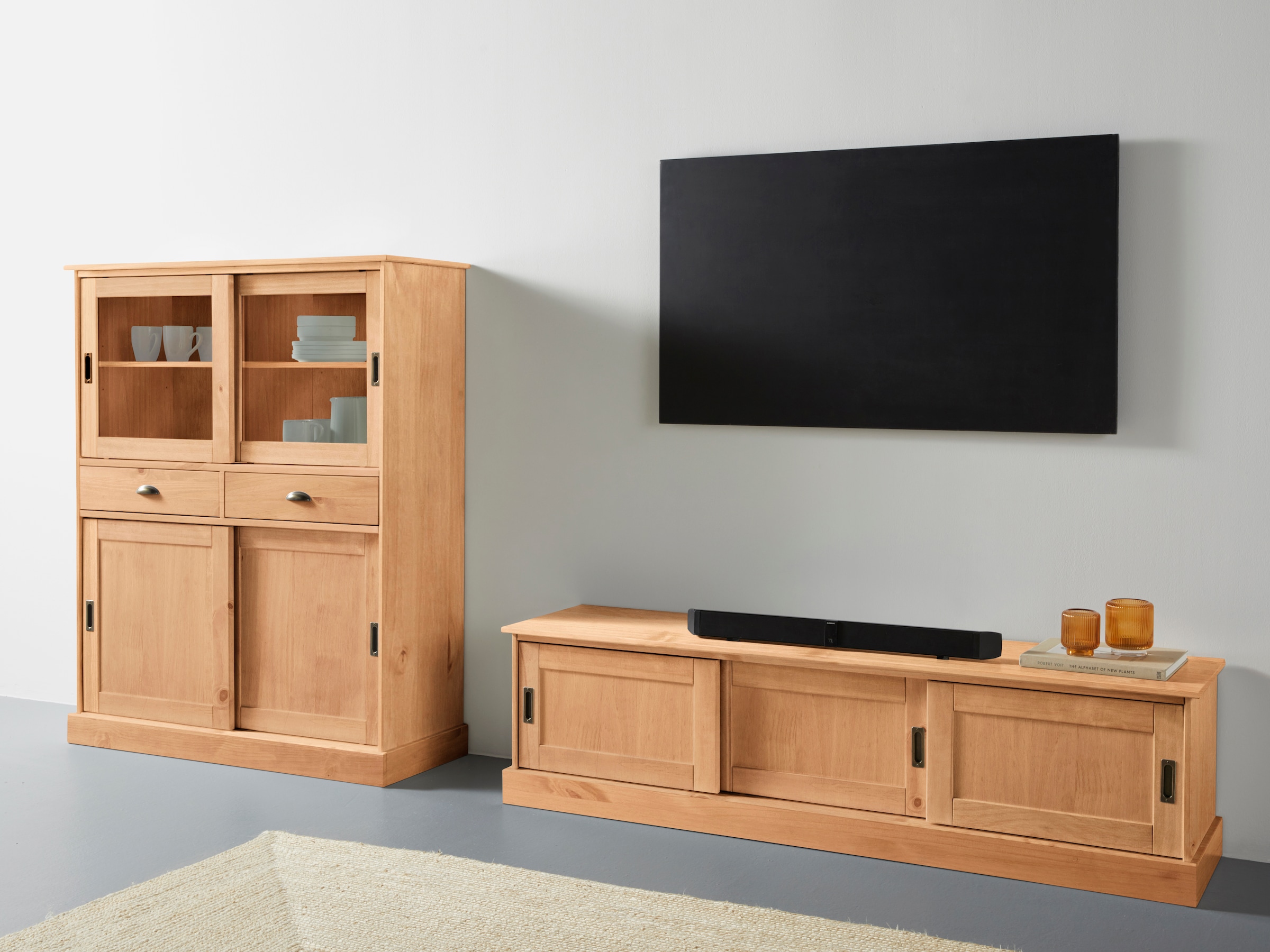 OTTO home Lowboard »Schröder« Kommode mit 3 Schiebetüren, aus massivem Kiefernholz