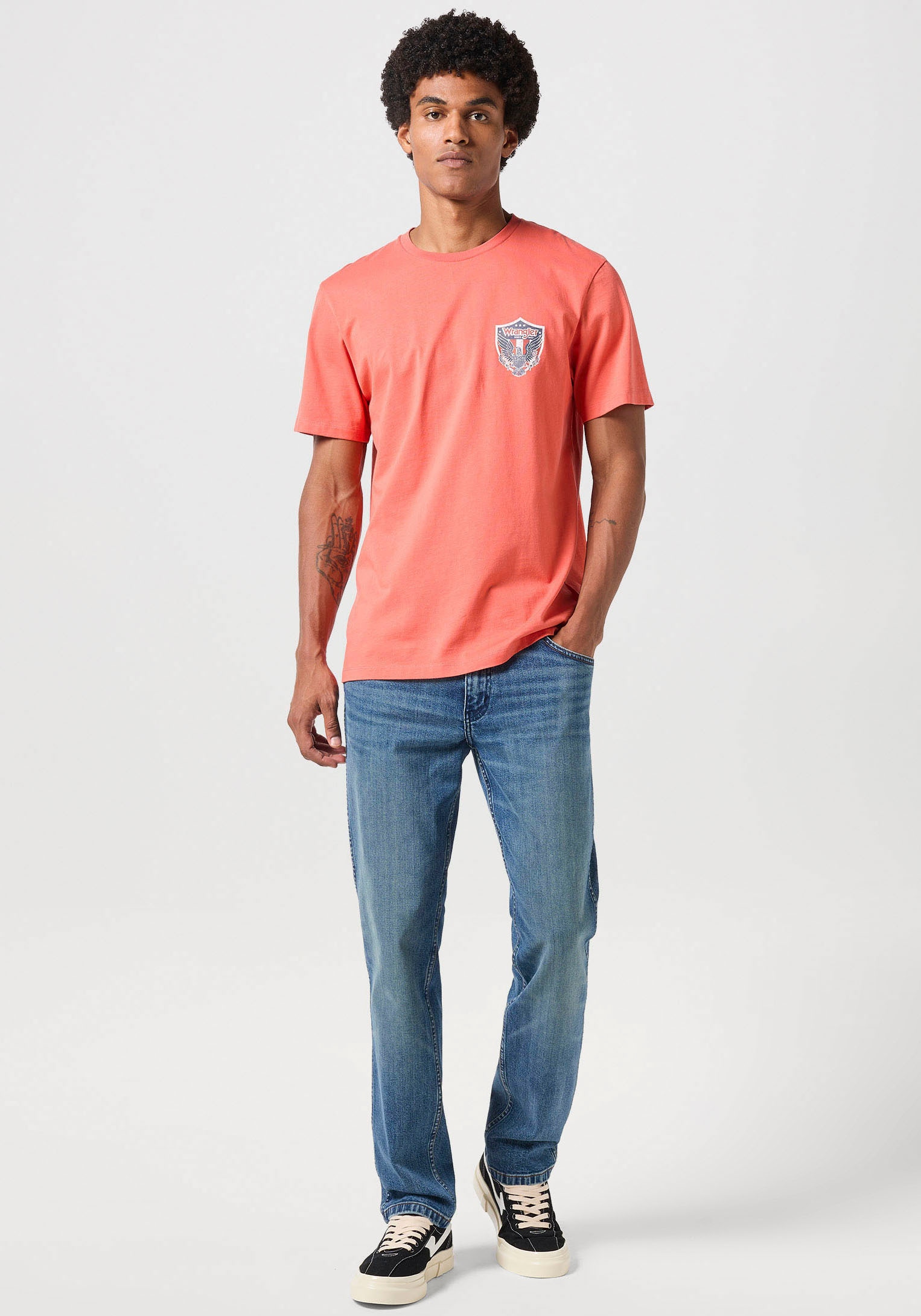 Wrangler Kurzarmshirt, mit Markenlabel auf der Brust
