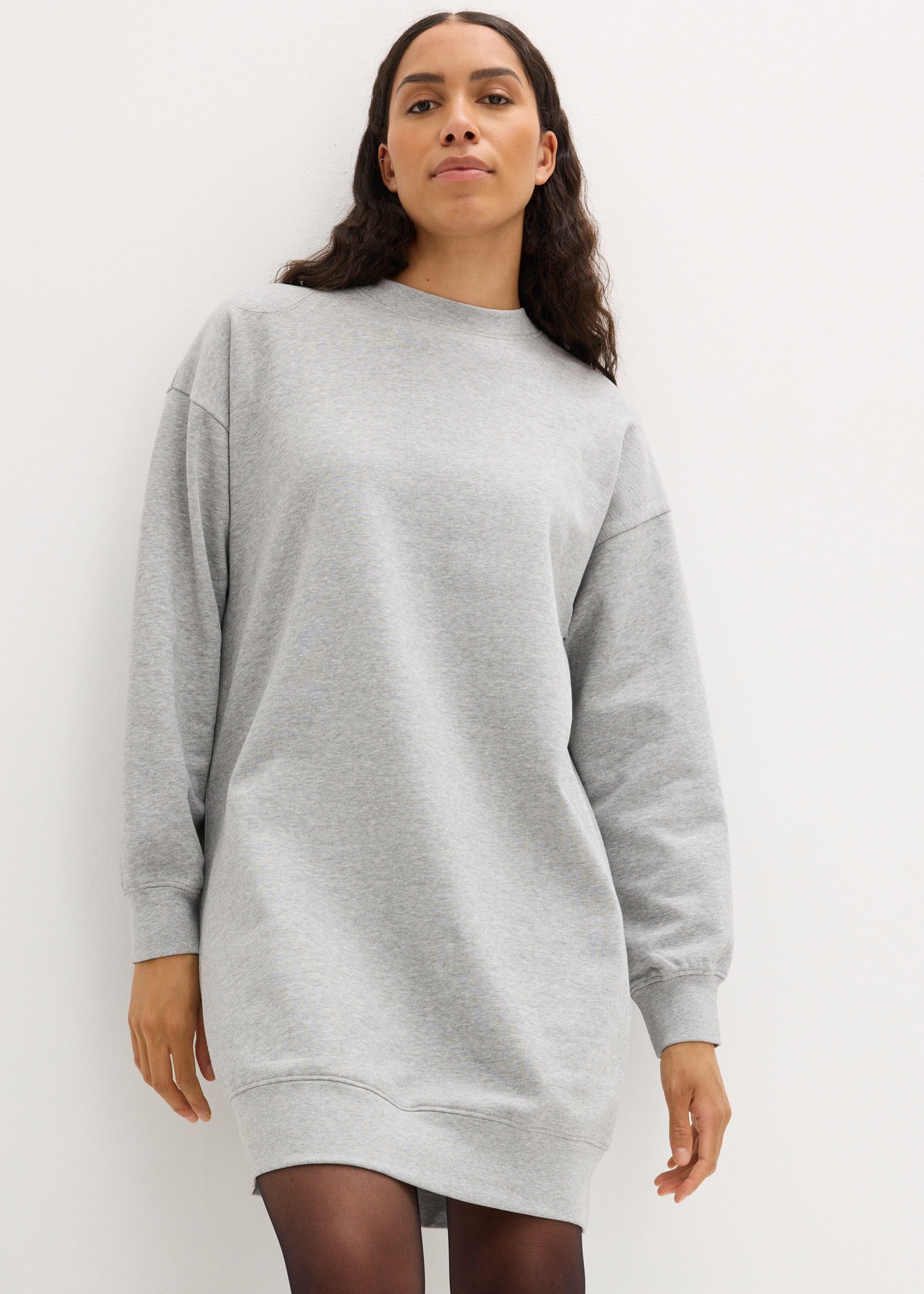bonprix Sweatkleid »Oversized Sweatkleid« Ohne Taschen im Oversized-Look