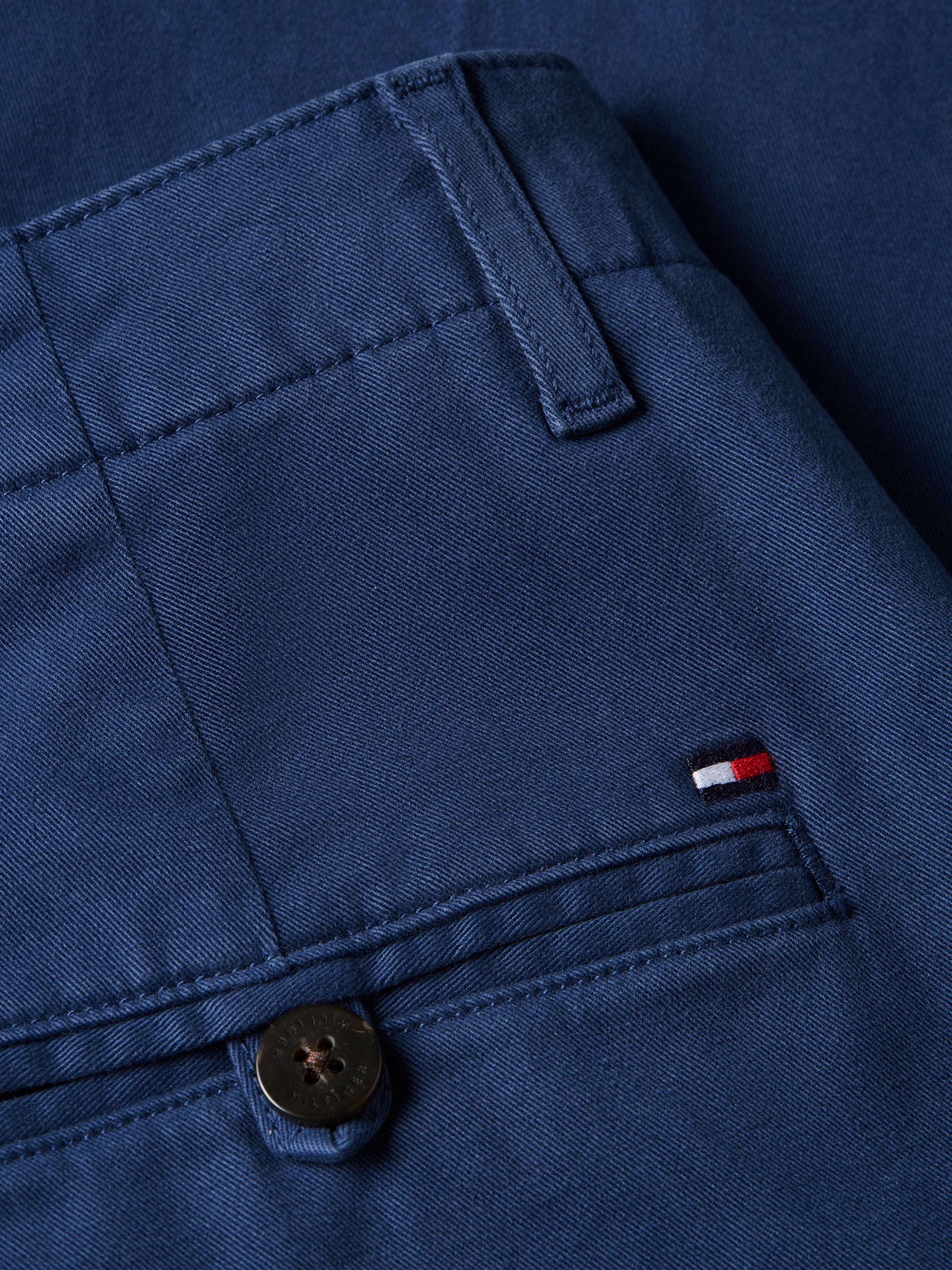 Tommy Hilfiger Chinohose »RELAXED STRAIGHT PLEATED CHINO«, mit Bundfalten