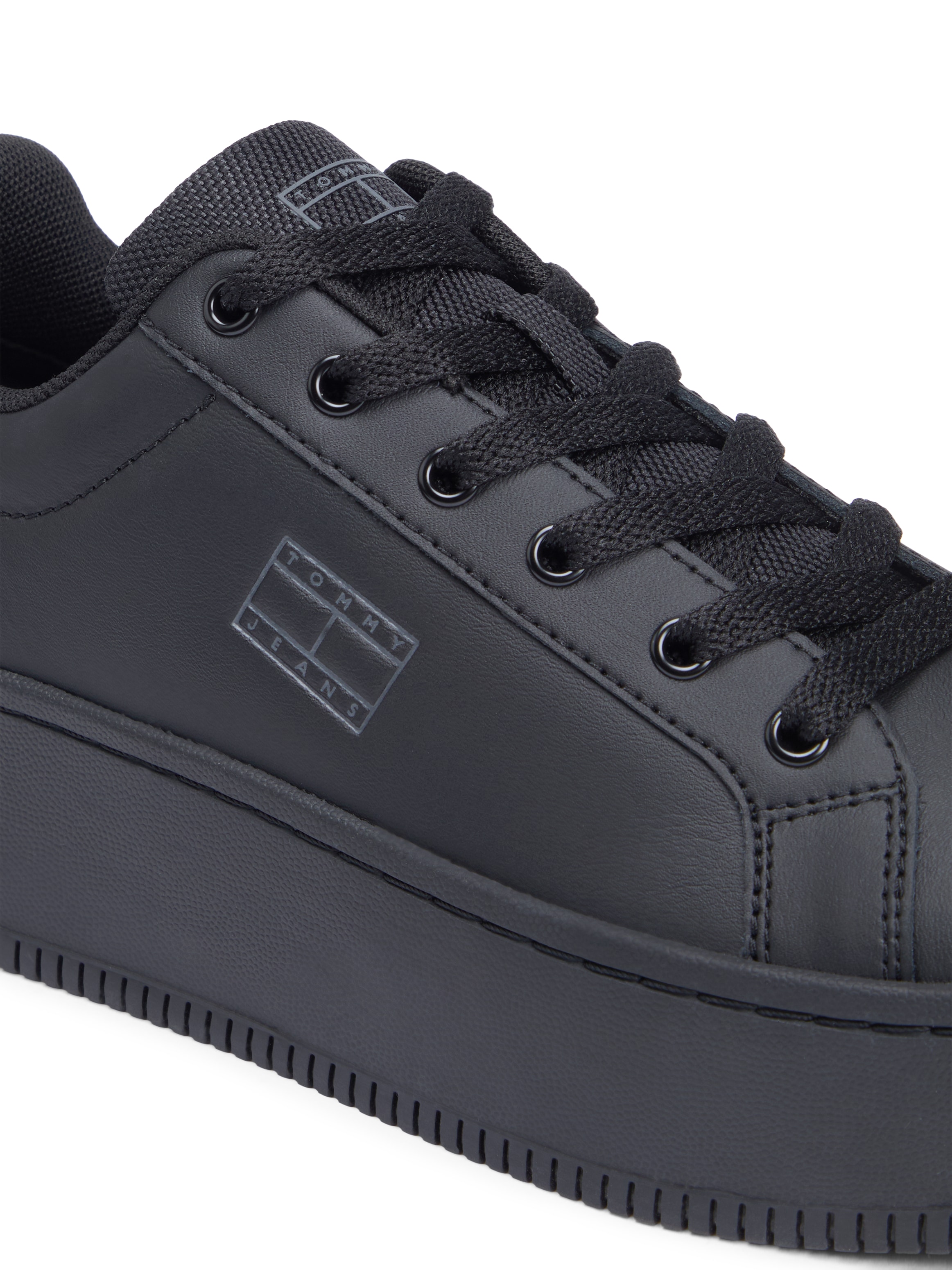 Tommy Jeans Plateausneaker »TJW FLATFORM ESS MU«  , Freizeitschuh, Halbschuh, Schnürschuh mit Kontrastbesatz