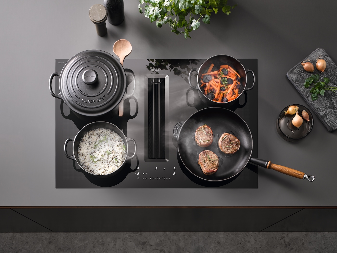Miele Kochfeld mit Dunstabzug »KMDA 7676 FL-U BlackPerfection«
