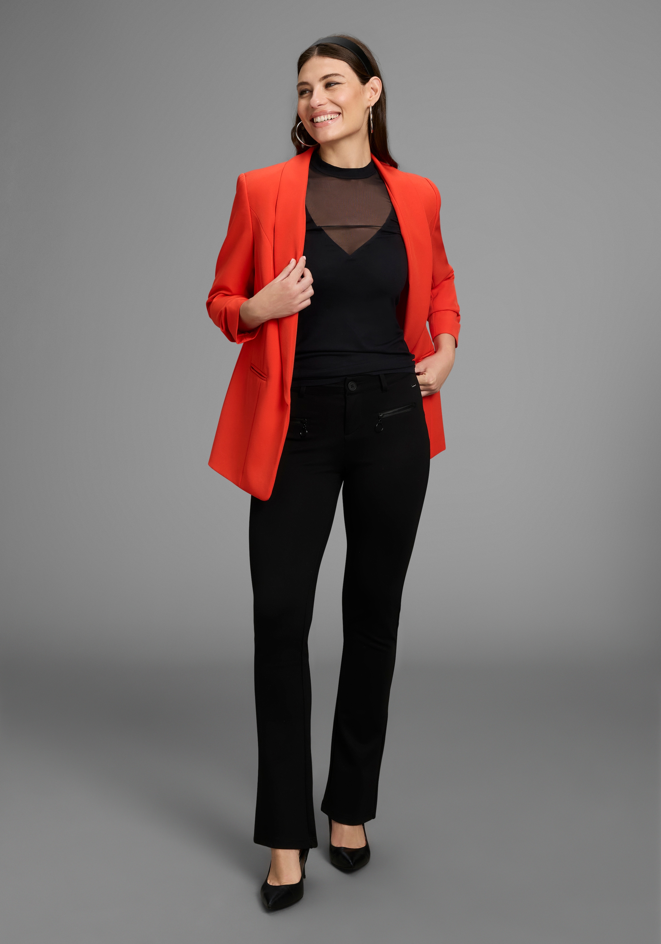 Bruno Banani T-Shirt mit Mesh-Einsatz im V-Ausschnitt - NEUE KOLLEKTION