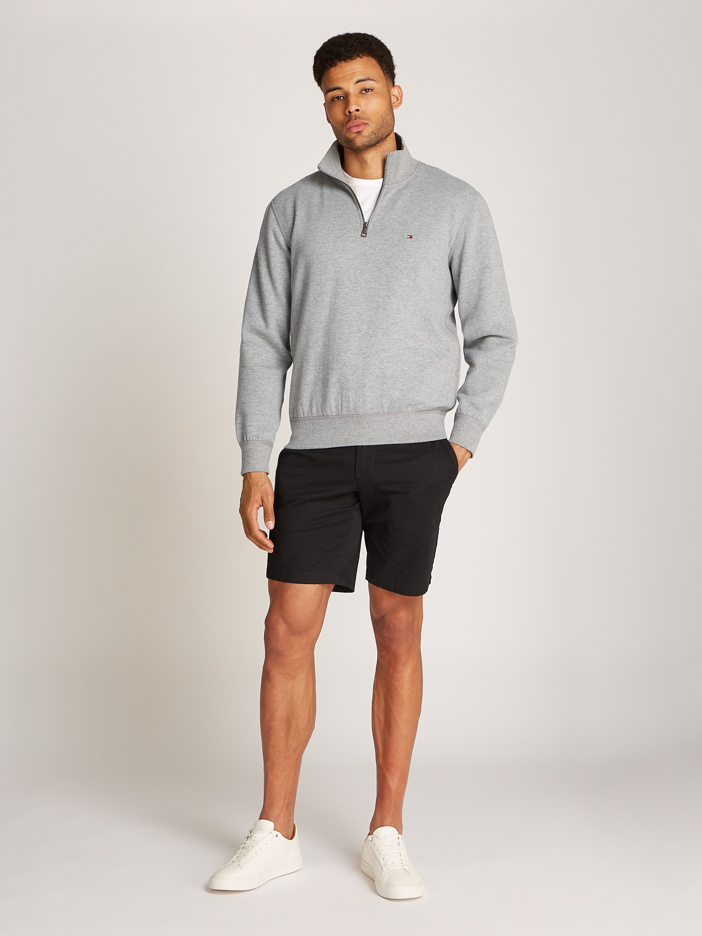 Tommy Hilfiger Sweatshirt »ESSENTIAL FLEECE 1/4 ZIP«, mit Stehkragen