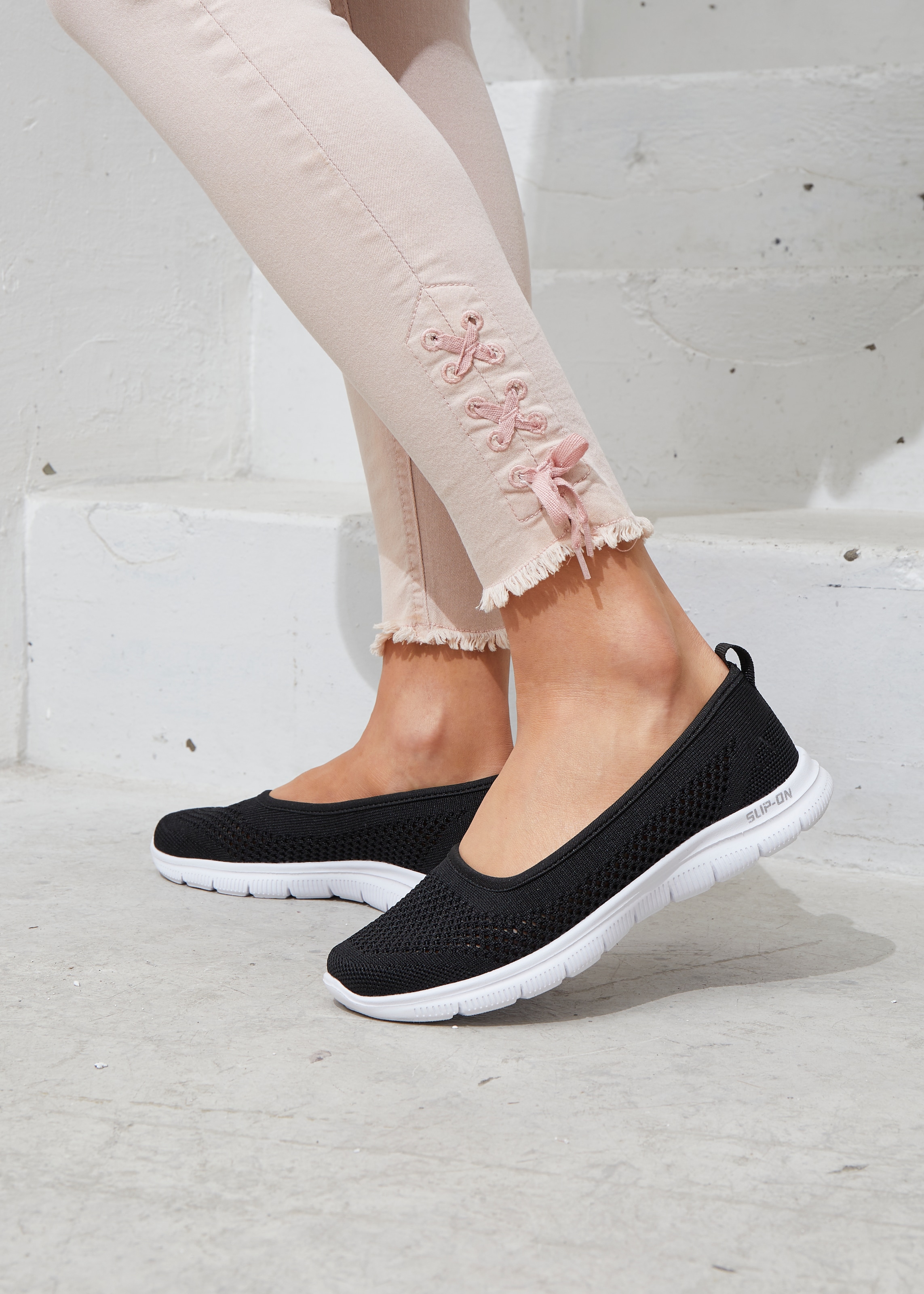 LASCANA Sneaker Ballerinas, ultraleichter Slipper,Freizeitschuh aus Mesh, weicher Innensohle VEGAN