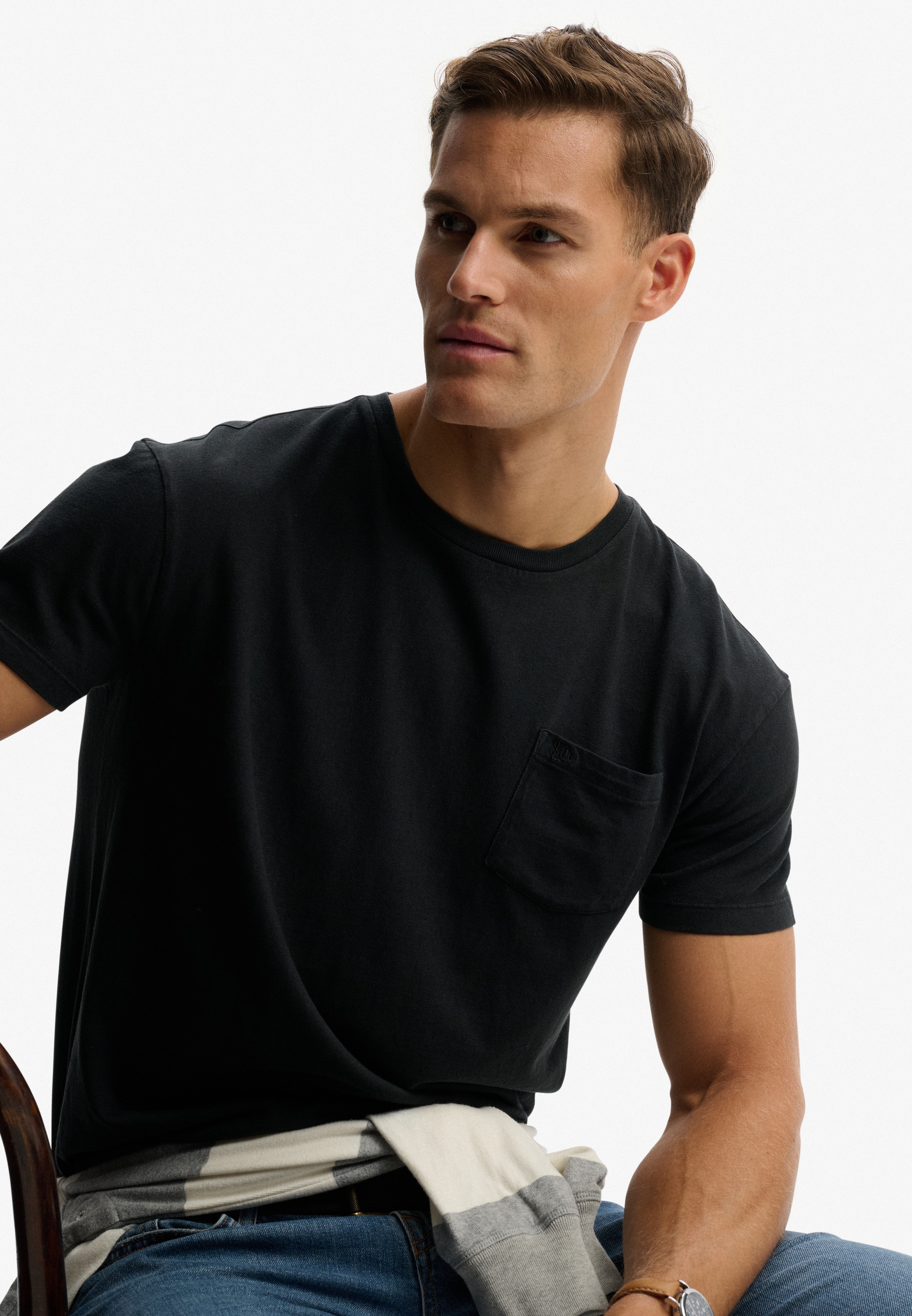 Superdry Rundhalsshirt »COTTON CLASSIC LINEN PKT TEE« aus tollem Baumwoll-Leinen-Mischgewebe