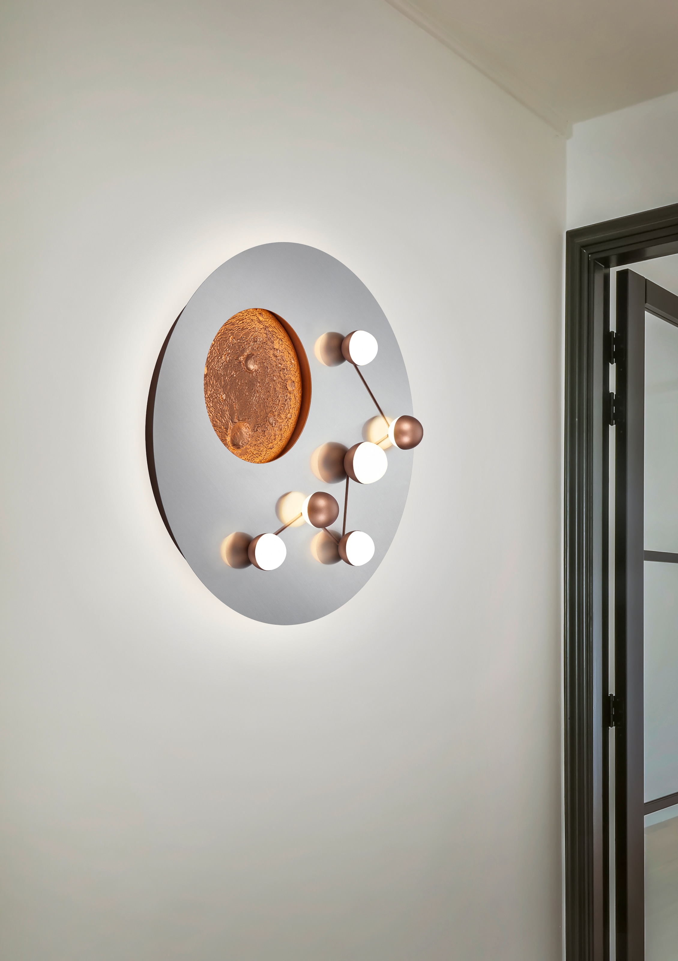 TRIO Leuchten LED Deckenleuchte »ZODIAC, Deckenlampe Mond Sterne, indirektes Licht, dimmbar CCT LED 42W« LED-Board 1 Stk. warmweiß - kaltweiß LED Deckenlampe Schlafzimmer Ø 50cm, Lichtfarbe einstellbar, Mondoptik