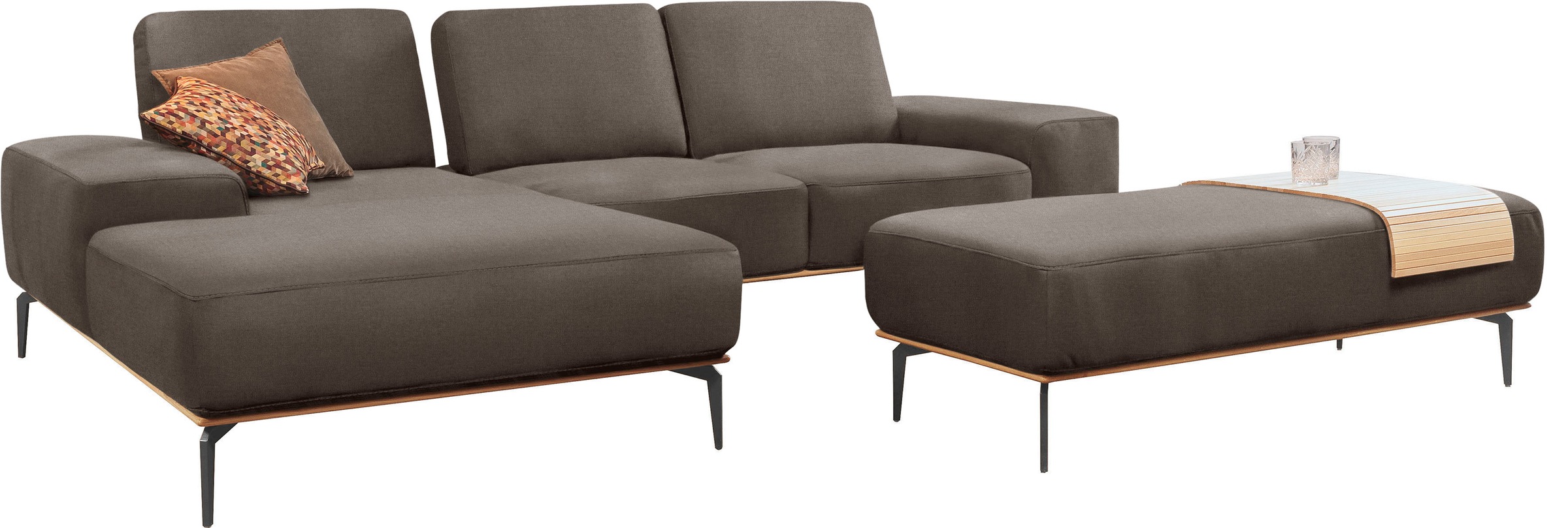 W.SCHILLIG Ecksofa »run, Designsofa mit tollem Sitzkomfort, bequem, L-Form«, mit Holzsockel, Füße in Schwarz pulverbeschichtet, Breite 279 cm