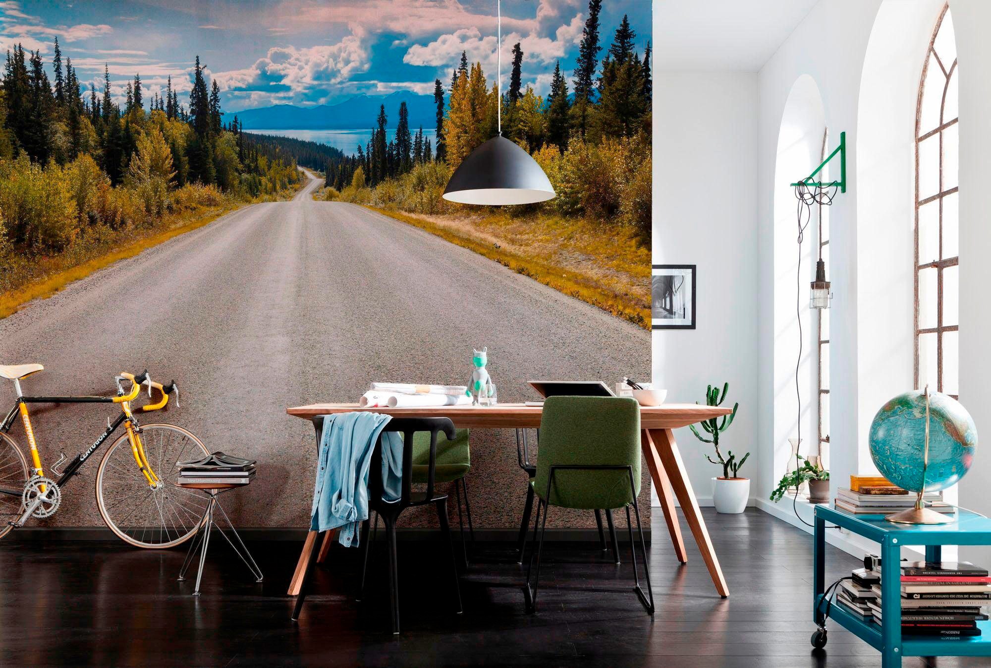 Komar Fototapete »Atlin Road - Größe 368 x 254 cm«, bedruckt, Wohnzimmer, Schlafzimmer