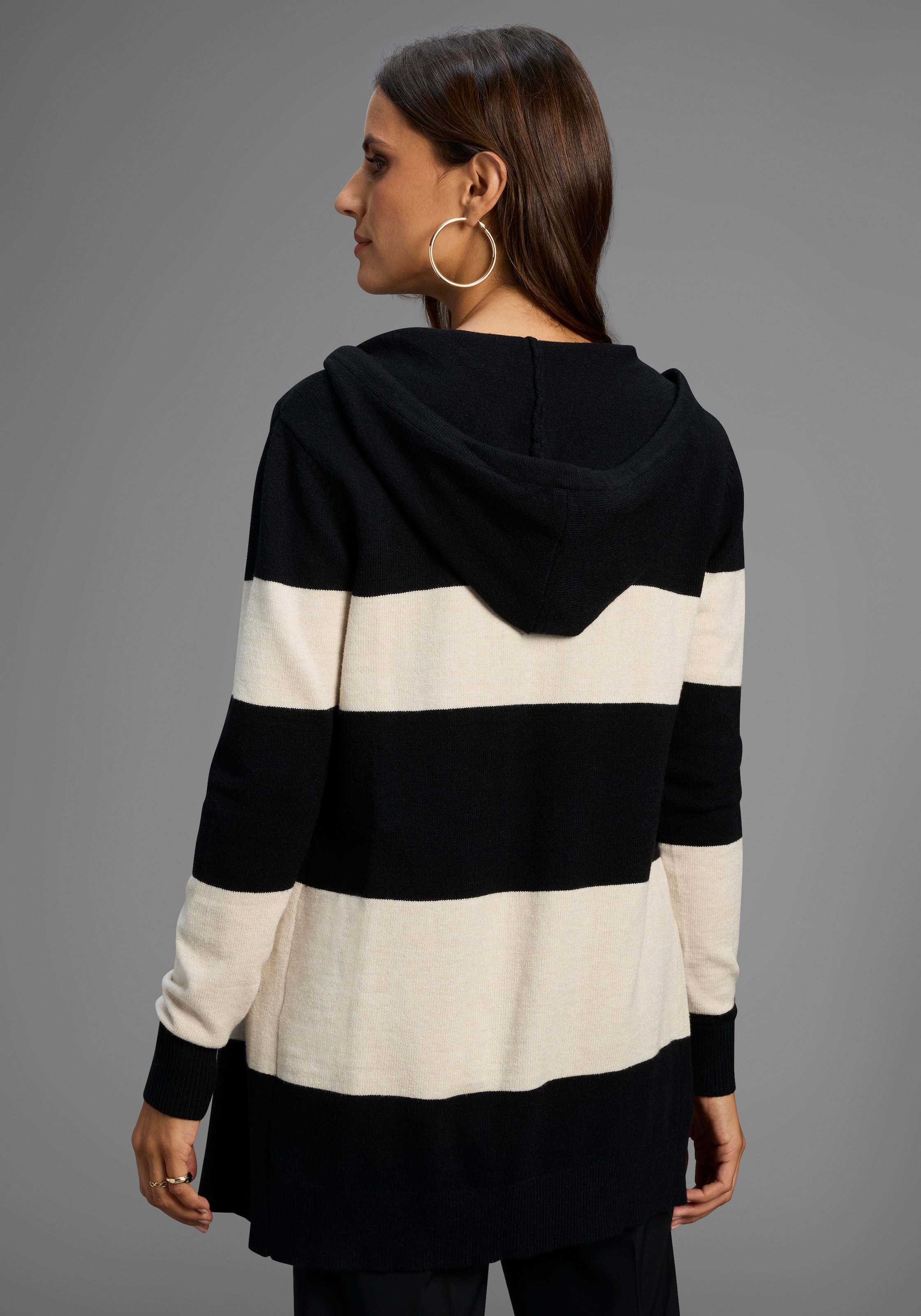 Laura Scott Kapuzenstrickjacke Winterstrick mit Streifen und Glitzerdetails - NEUE KOLLEKTION