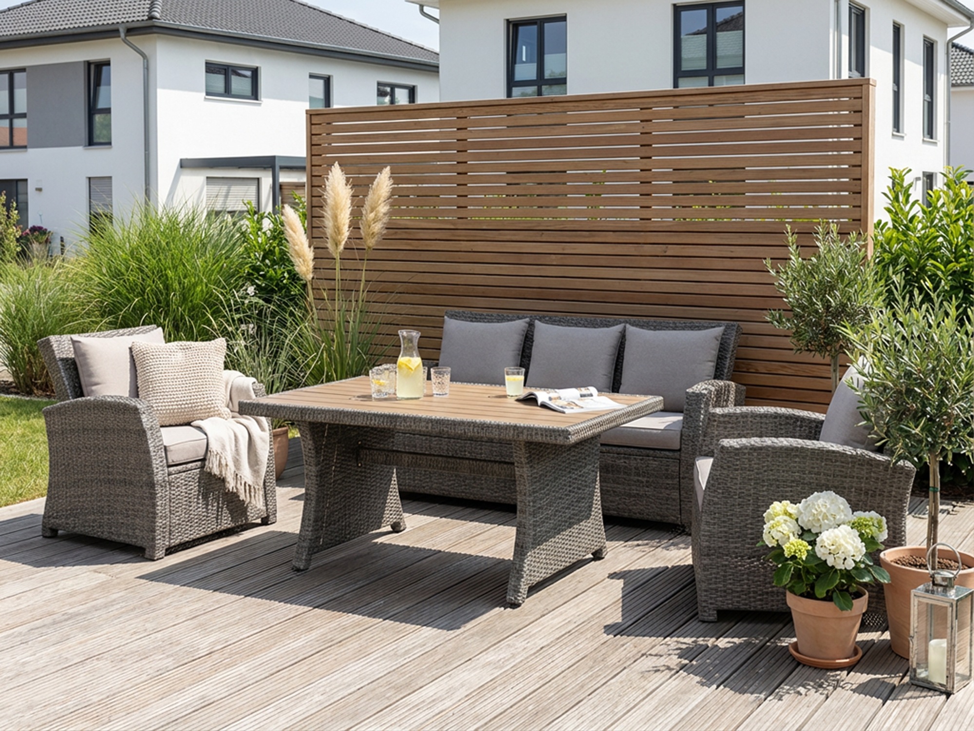 KONIFERA Gartenlounge-Set "Siros" Set, 1x 3er Sofa, 2x Sessel, 1x Tisch 135x82x65cm, inkl. Auflagen, 12 Stk. tlg. Polyrattan, Stahl, Tischplatte aus Nonwood, geeignet für 5 Personen