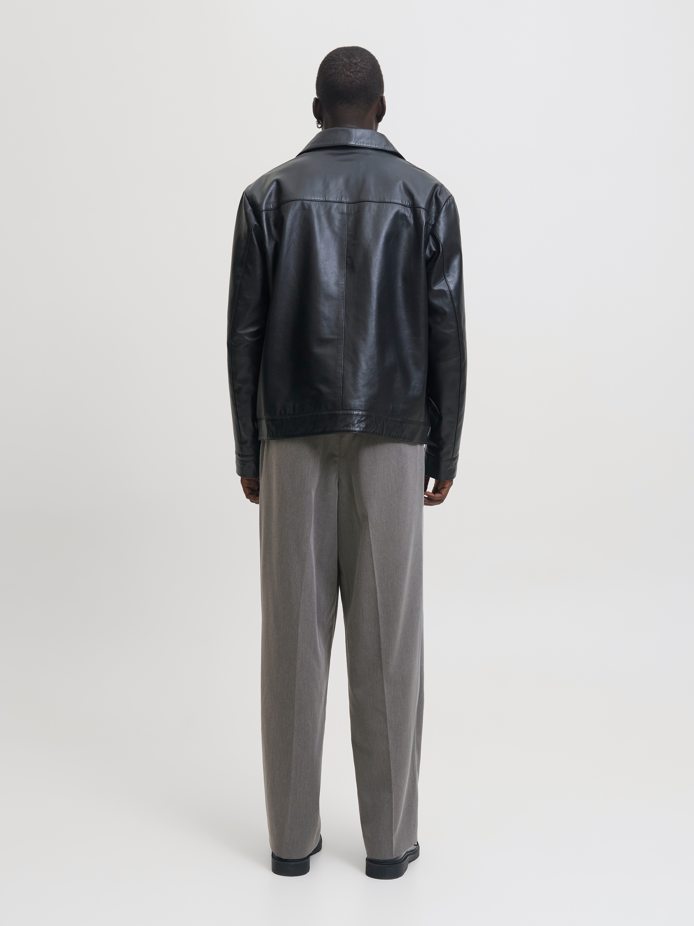 Jack & Jones Anzughose »JPSTBILL TOBY CHINO NOOS«  Materialmix, weit geschnitten, niedrige Taille