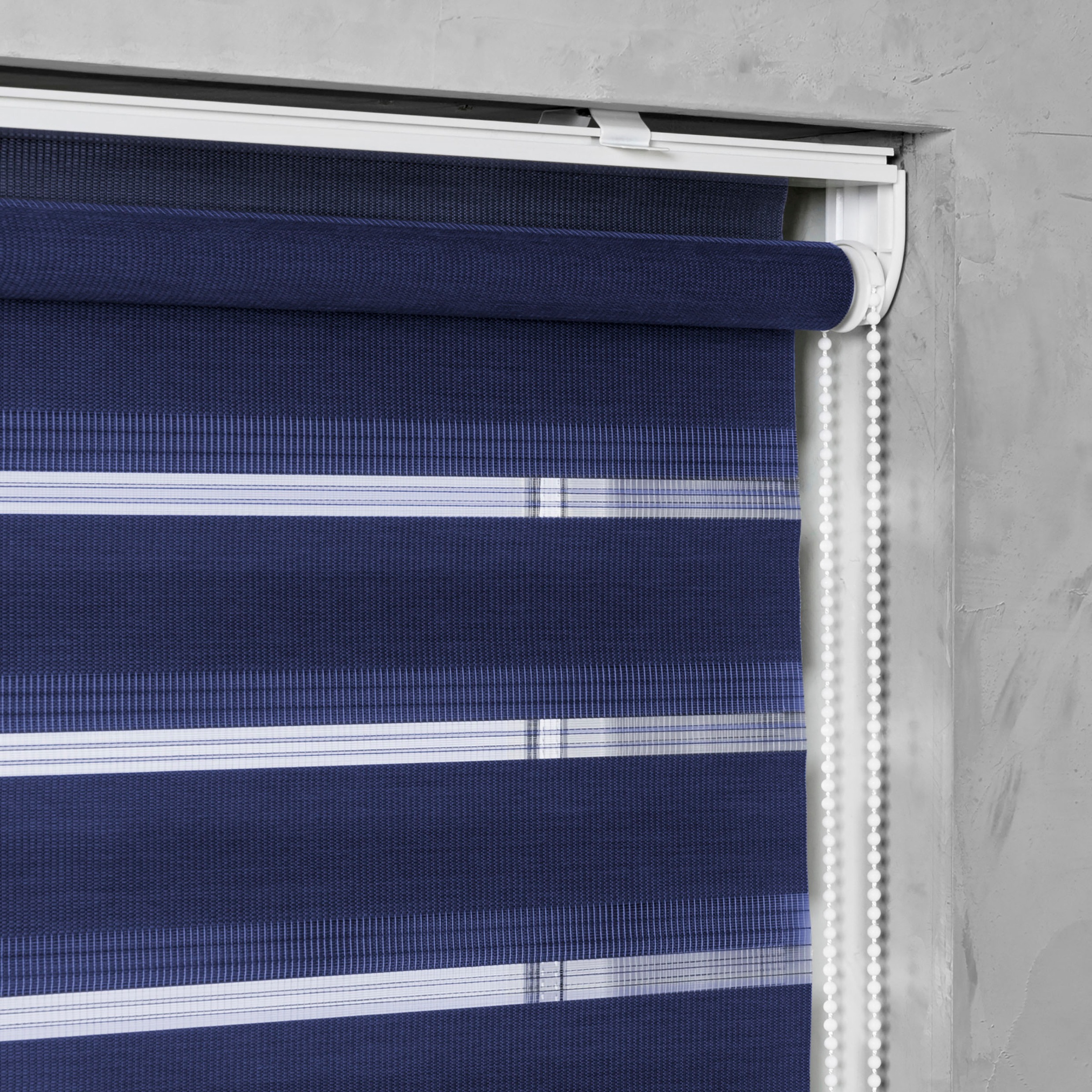 GARESA Doppelrollo »Duo-Rollo«, Lichtschutz, energiesparend, freihängend, Lichtregelung leicht gemacht, transparent und dicht in einem