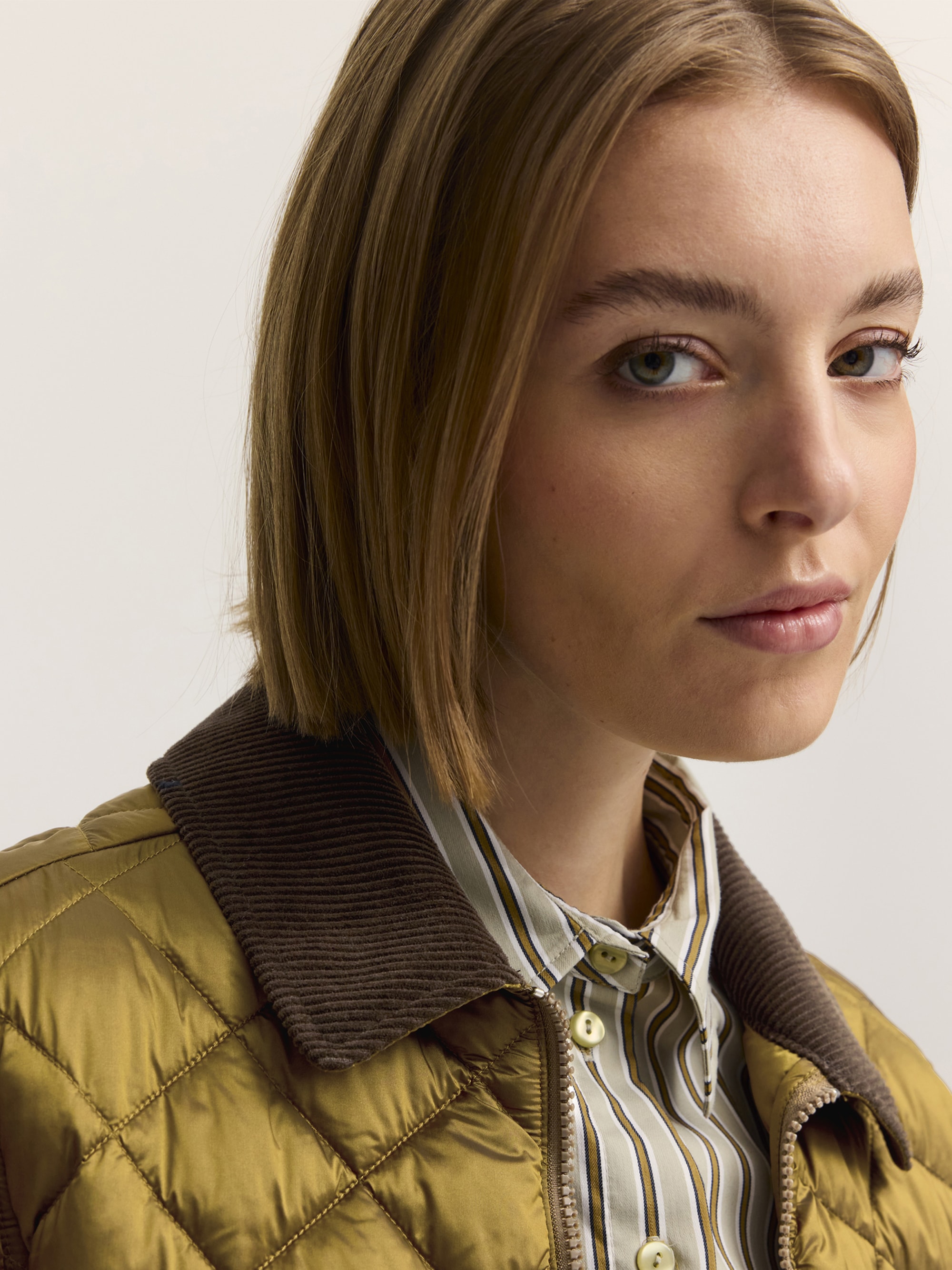 bugatti Kurzjacke »Regular Fit« ohne Kapuze Regular Fit Sorona Stehkragen