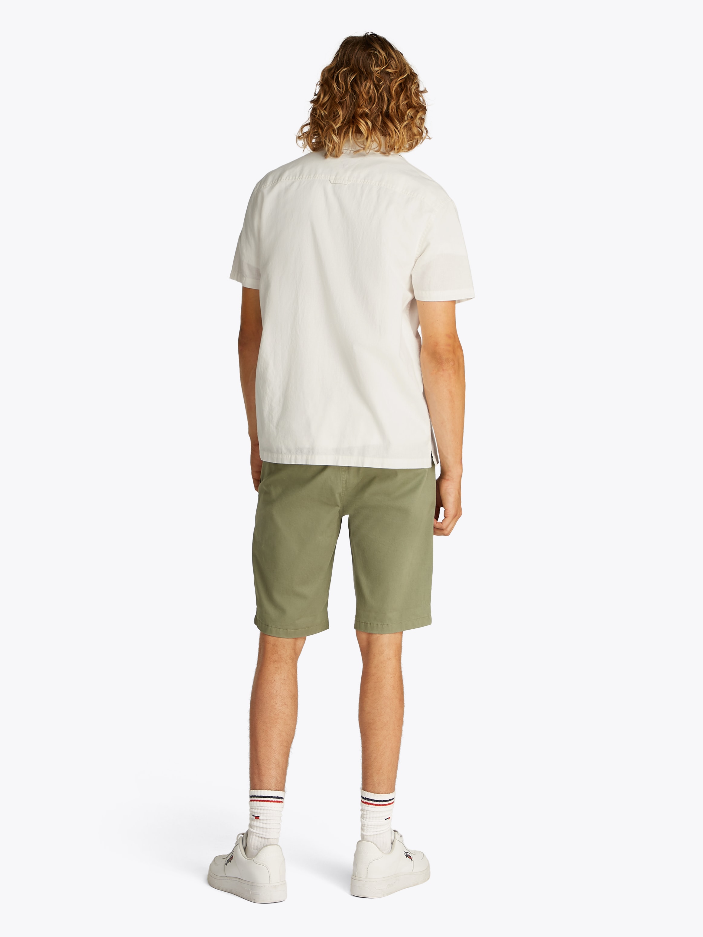 Tommy Jeans Plus Kurzarmhemd »TJM LINEN BLEND CAMP SS EXT«, Mit V-Ausschnitt