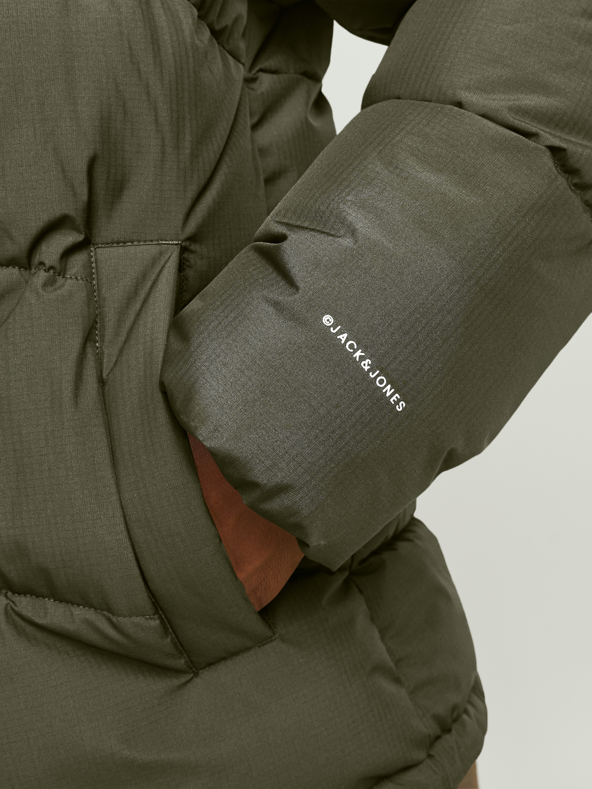 Jack & Jones Steppjacke »JJWORLD PUFFER JACKET«, mit Kapuze