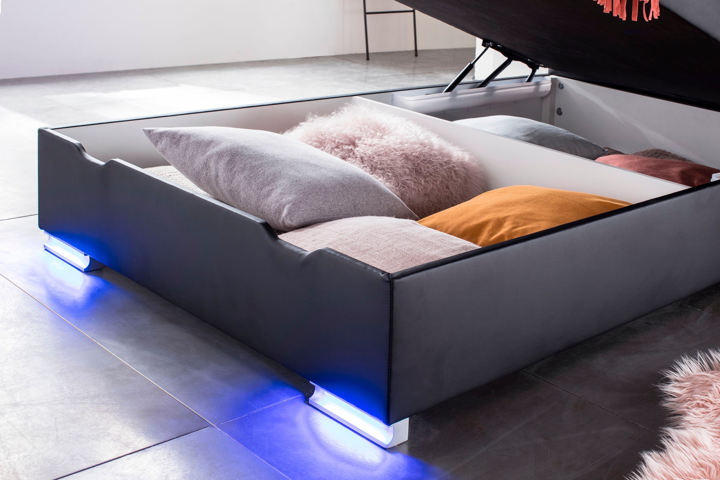 meise.möbel Boxspringbett »Las Vegas«, Füße und Kopfteil mit LED-Beleuchtung, mit Bettkasten und Topper