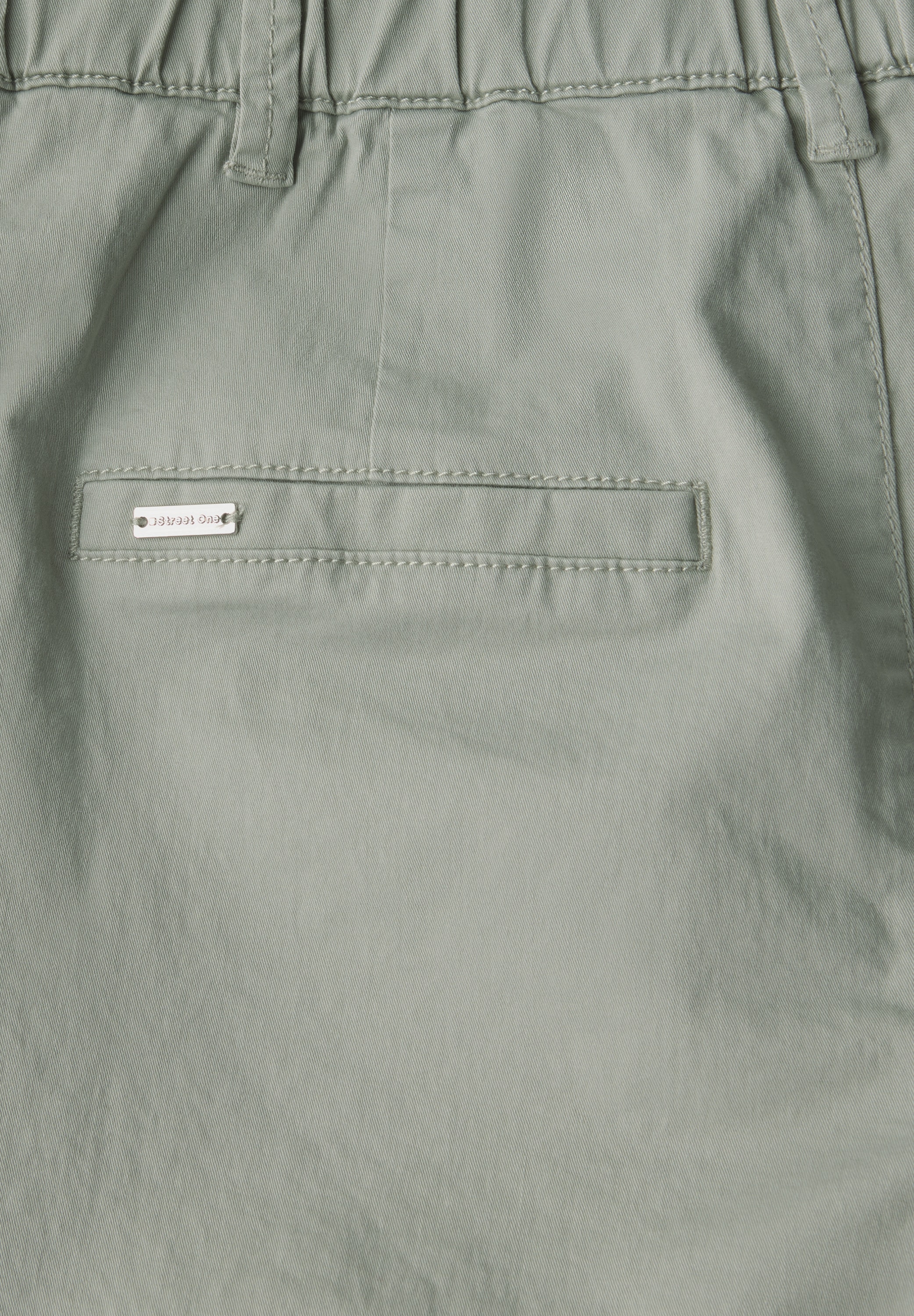 STREET ONE Chinoshorts, mit praktischen Taschen