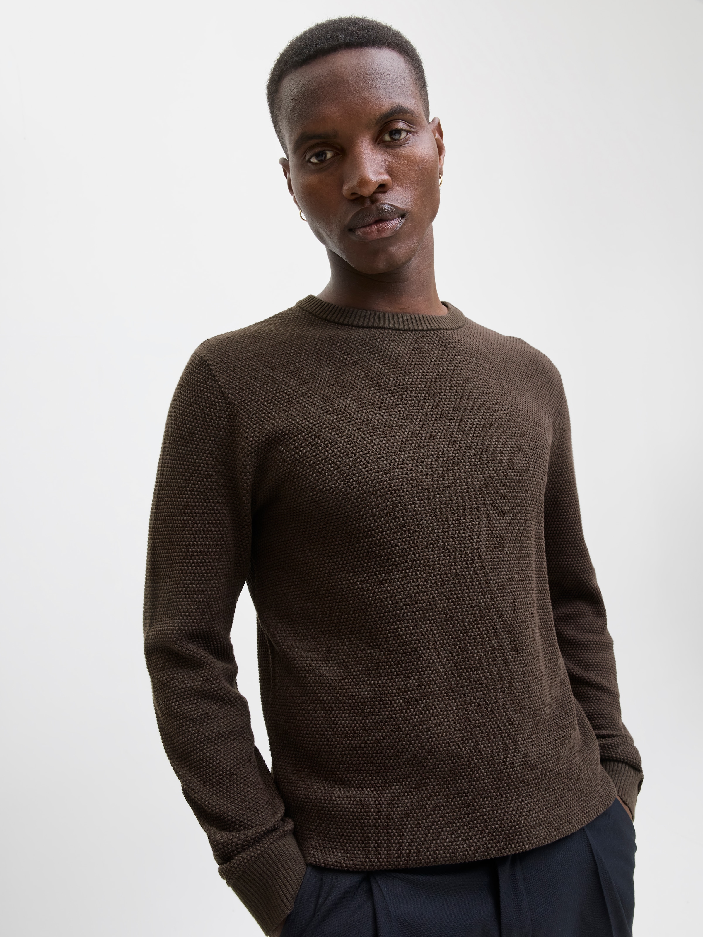 Jack & Jones Rundhalspullover »JJEGLOBE KNIT CREW NECK NOOS«, in Strick Optik