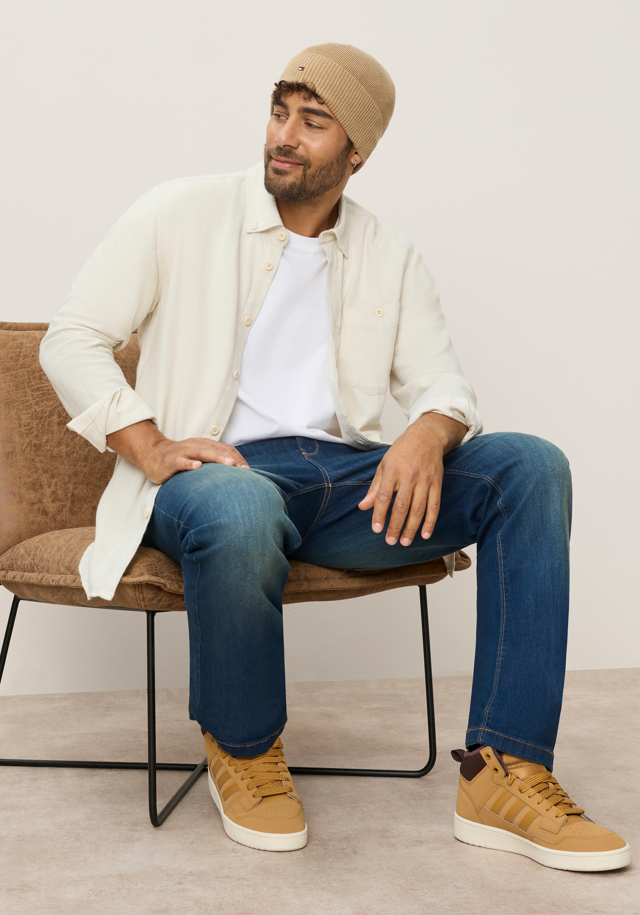 Man's World Flanellhemd »Zeitlos. Vielseitig. Immer passend« Regular Fit, Die weiche Flanellqualität bietet hohen Komfort
