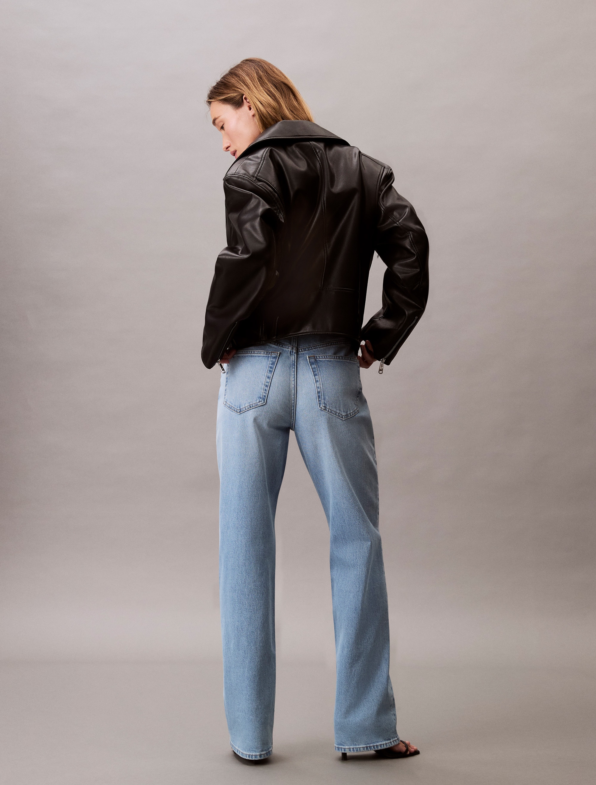 Calvin Klein Jeans Skinny-fit-Jeans »HIGH RISE STRAIGHT LT CAPE«, Mit Gürtelschlaufen
