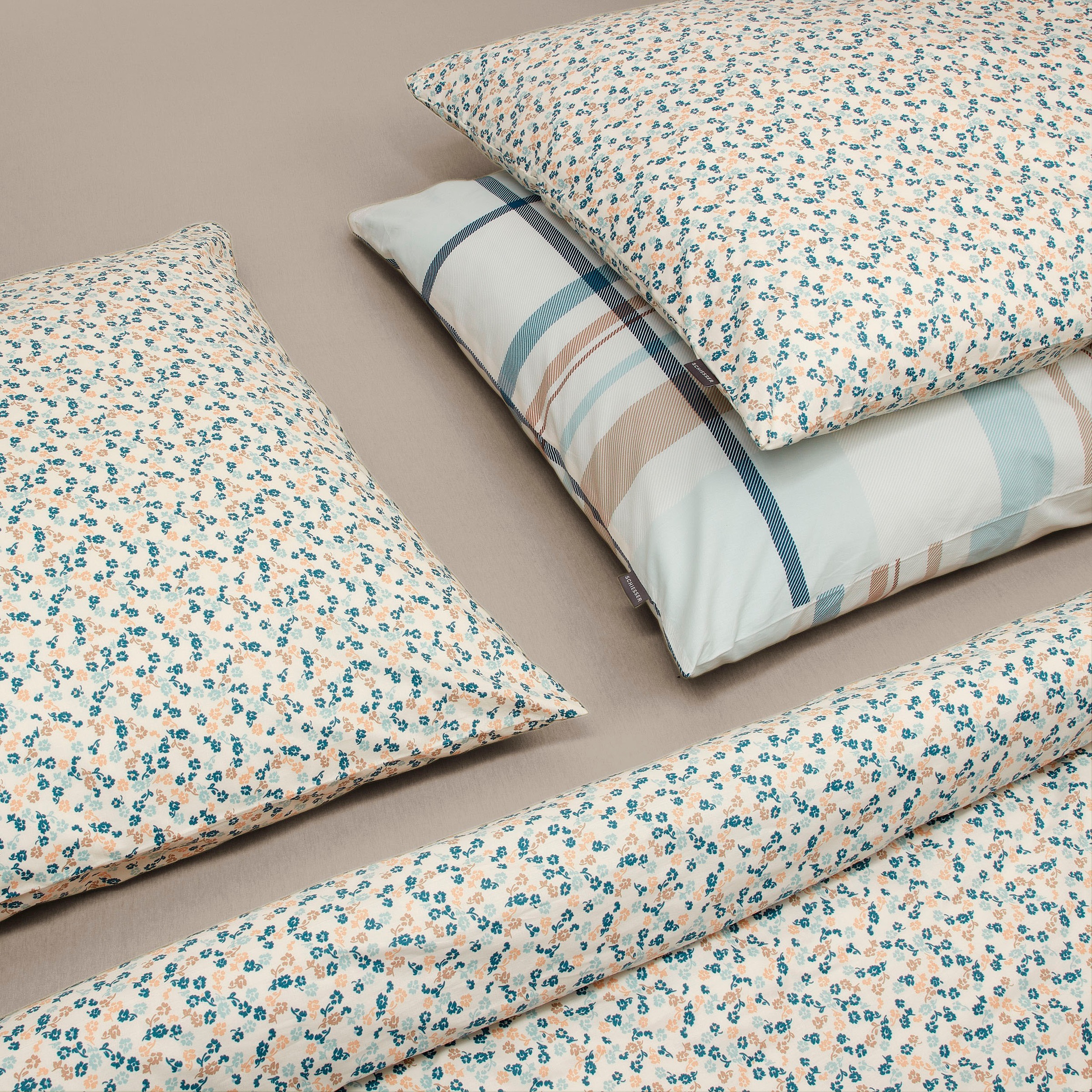 Schiesser Bettwäsche »Ezra aus weicher Baumwolle und einem wunderschönen Karo«, MADE IN GREEN by OEKO-TEX®-zertifiziert
