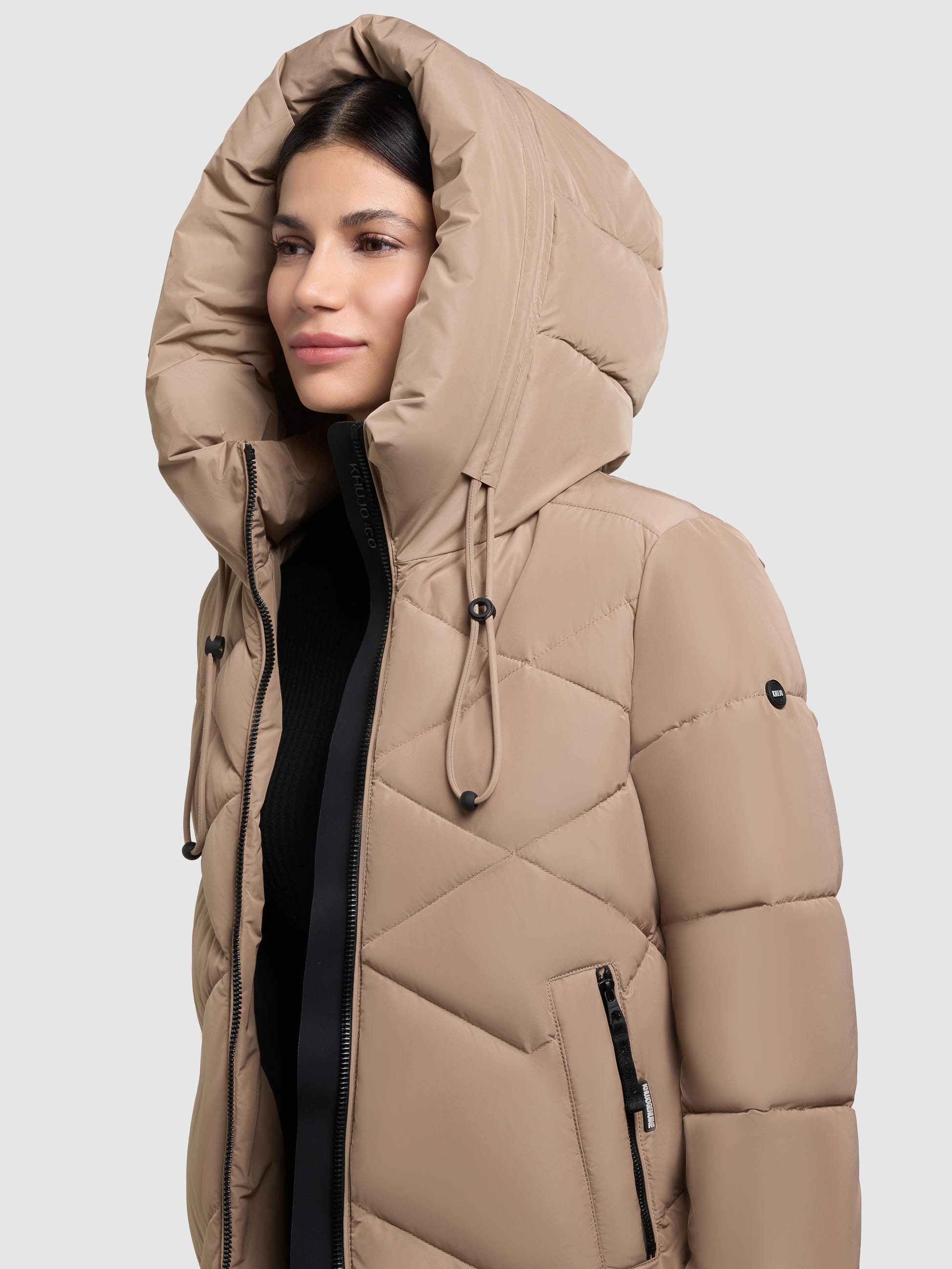 khujo Steppmantel »LINARI«, innenliegender Stehkragen, elastische Bündchen am Ärmelfutter
