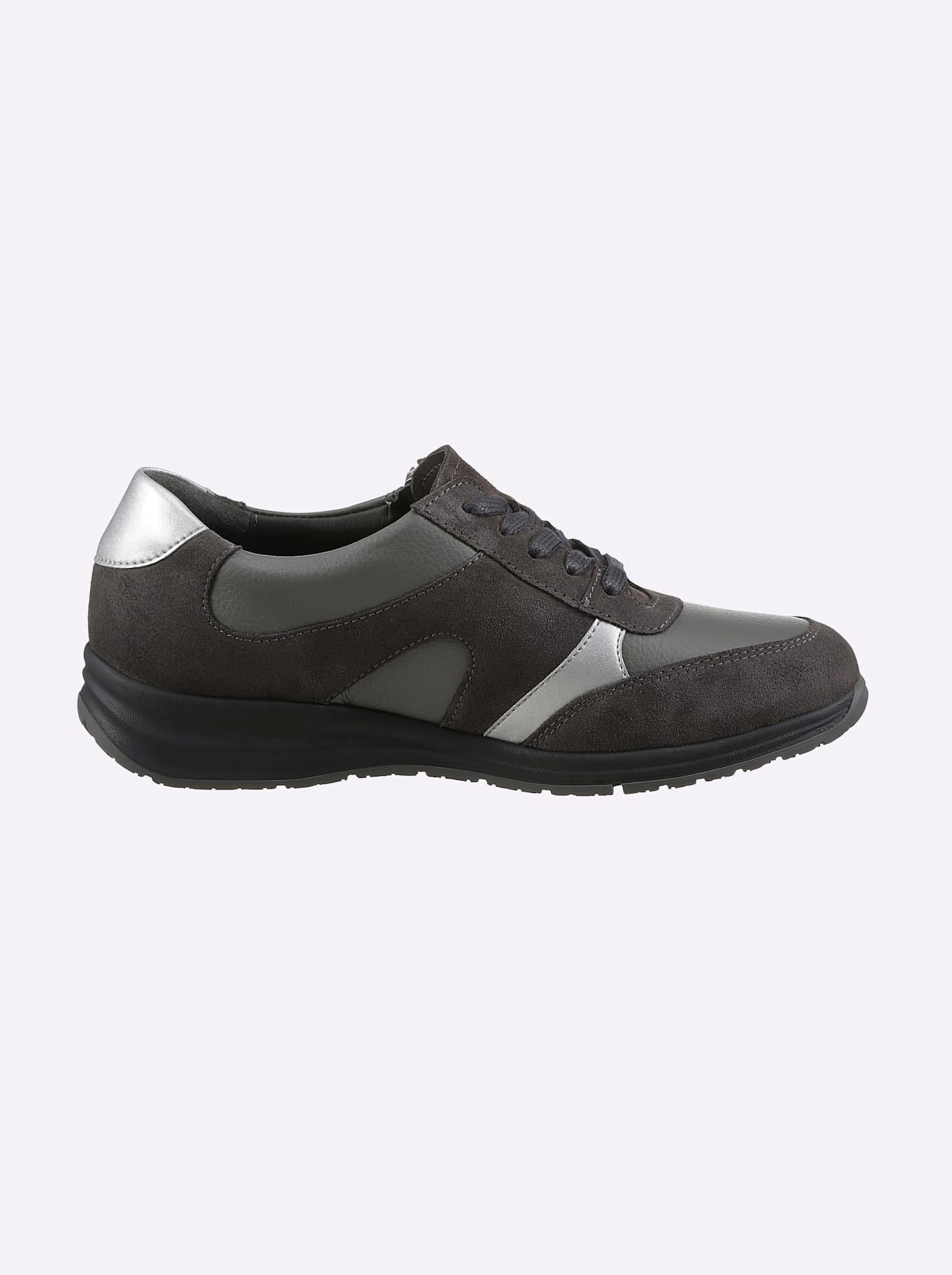 Casual Looks Sneaker
