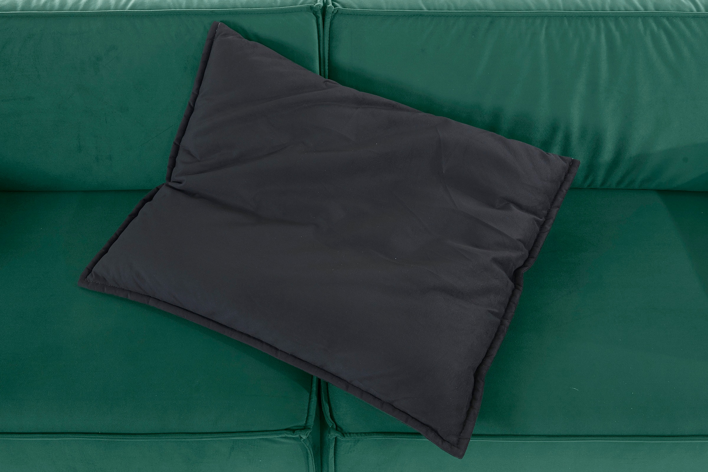 Home affaire Schlafsofa »Marva, B: 245 cm, Liegel. 152x190 cm« Schlaffunktion, Bettkasten & 1 Zierkissen, Federkern