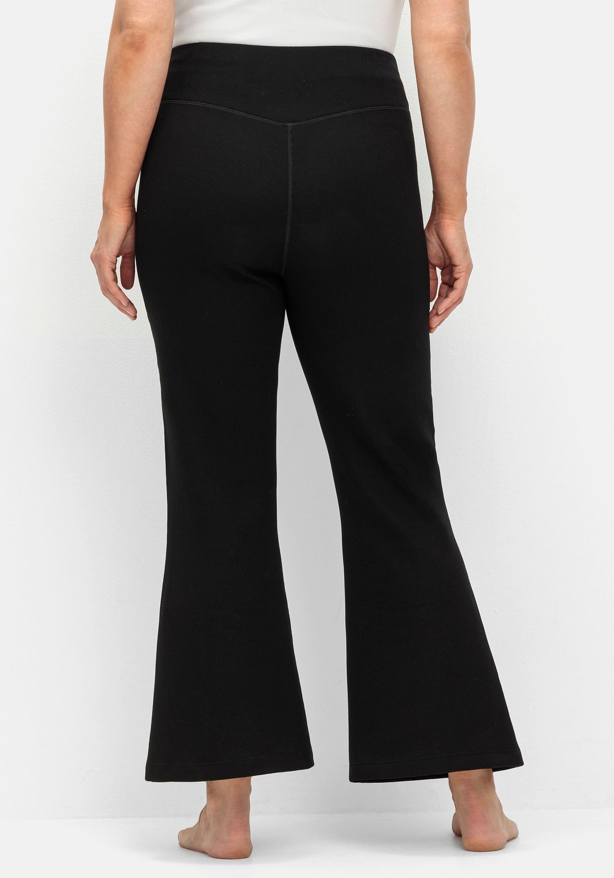 Sheego Sporthose »Sport-Jazzpant in Bootcut-Beinform«