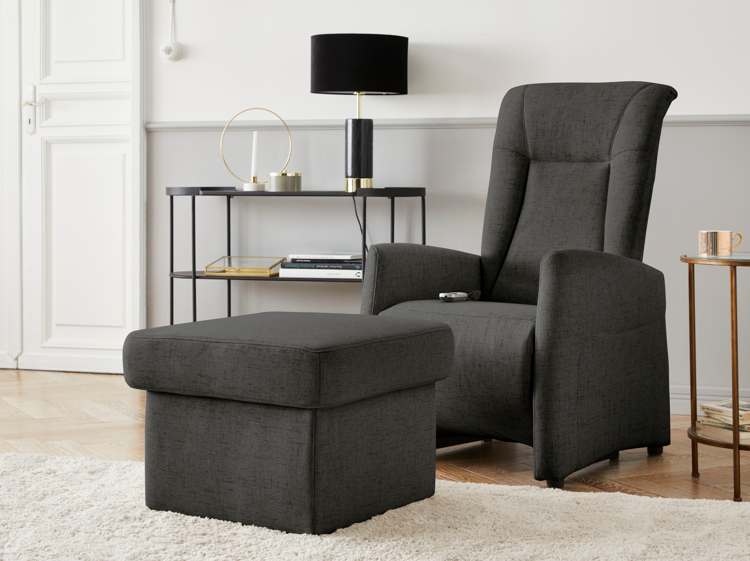 sit&more Stauraumhocker »Melissa«, klassisches Design, optional in dem mit Wasser zu reinigendem Bezug