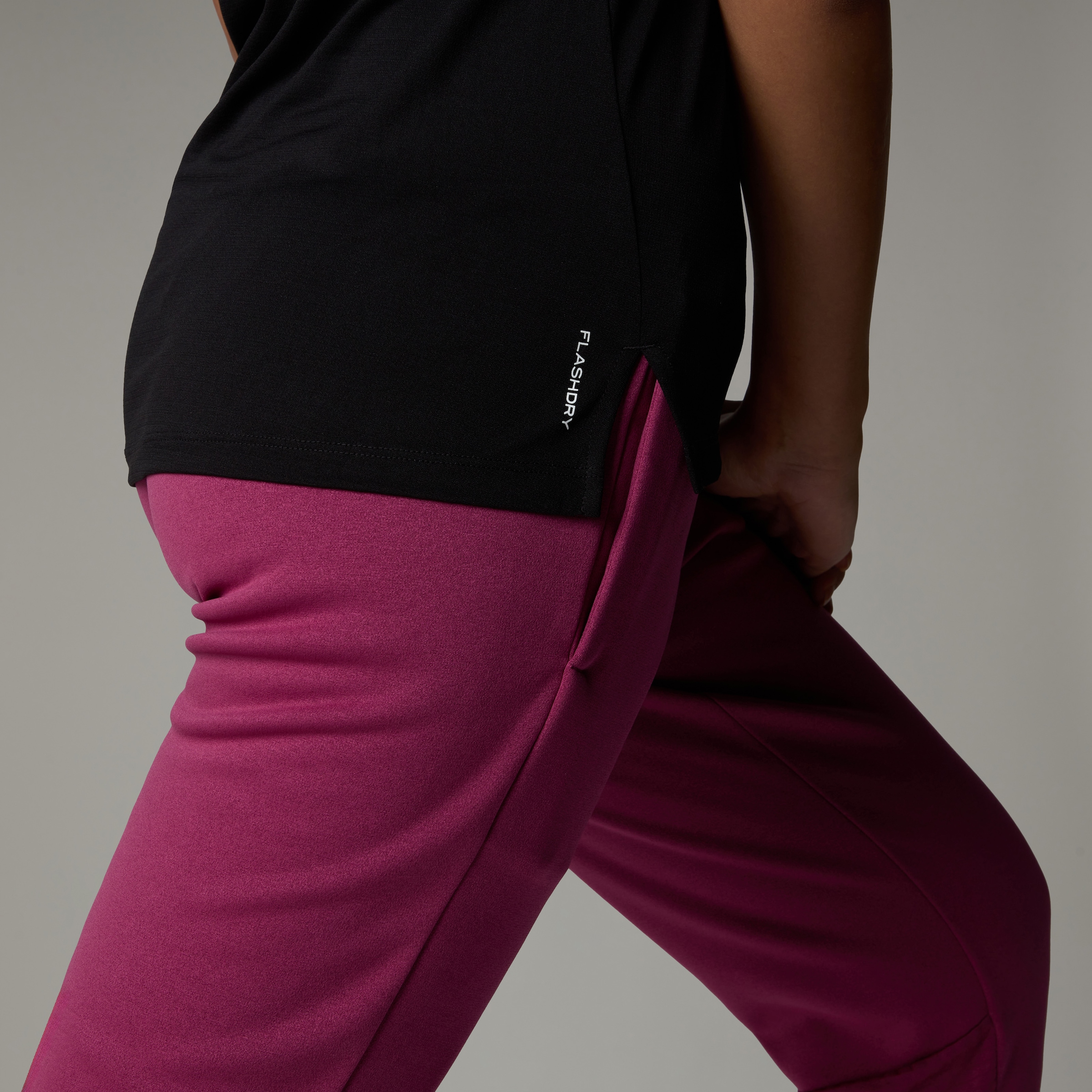 The North Face Funktionsshirt »Mountain Athletics Flex T-Shirt mit Grafik für Damen«, (1 tlg.)