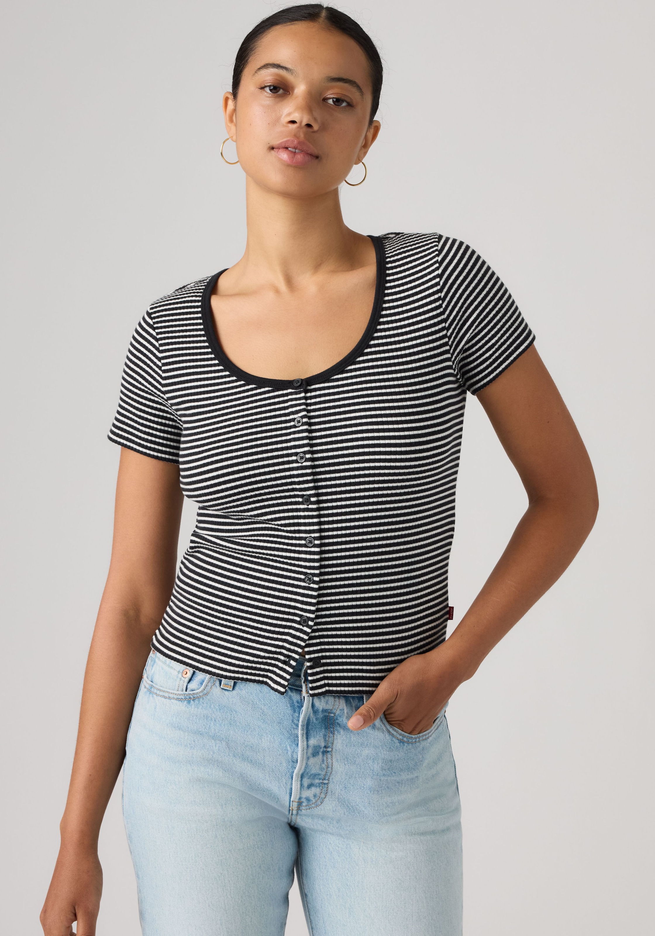 Levi's® T-Shirt »AUSTEN BUTTON THROUGH SS« Feinripp