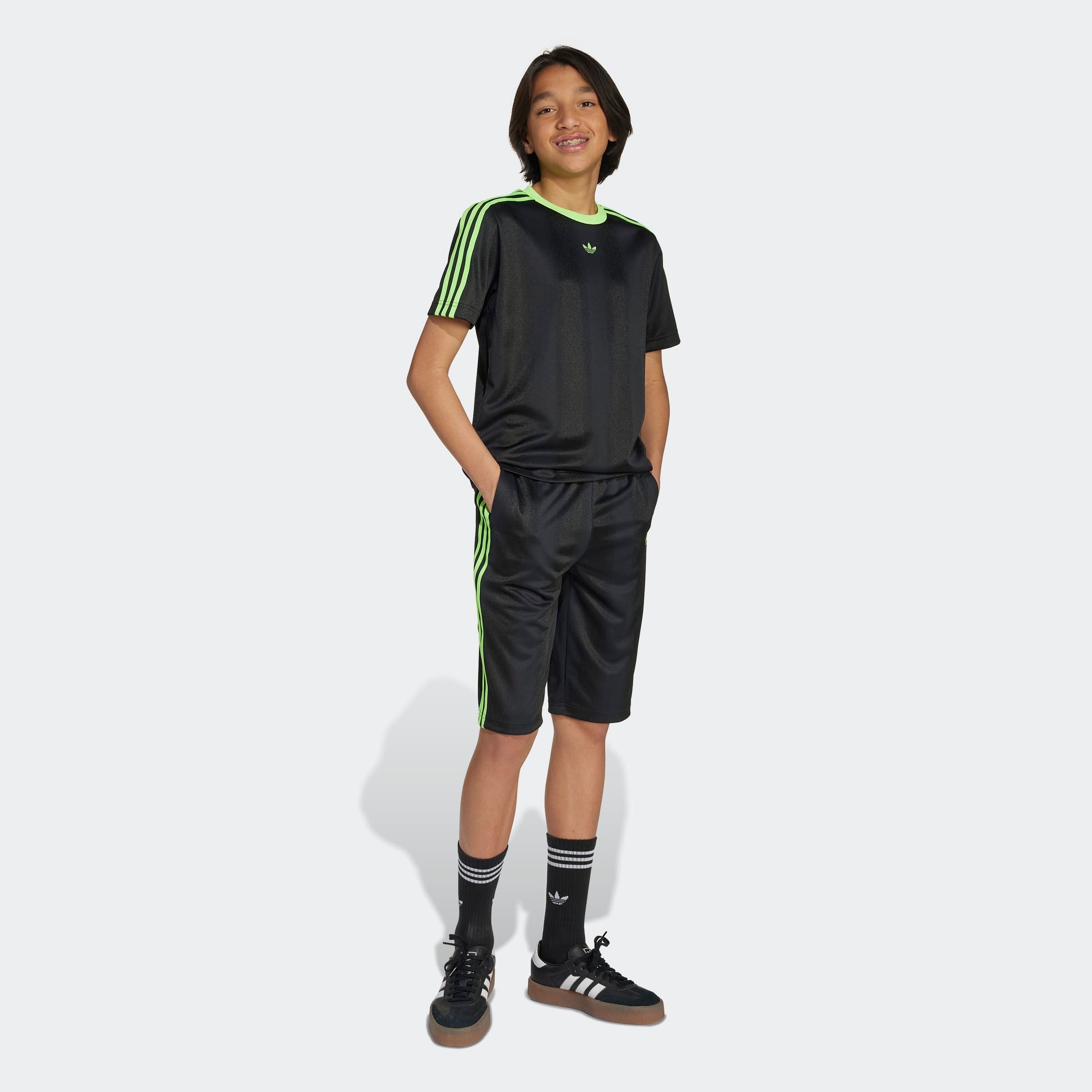 adidas Originals Shorts »FUSS«  für Kinder, mit Allover-Print, aus Polyester, mit Mesh-Futter