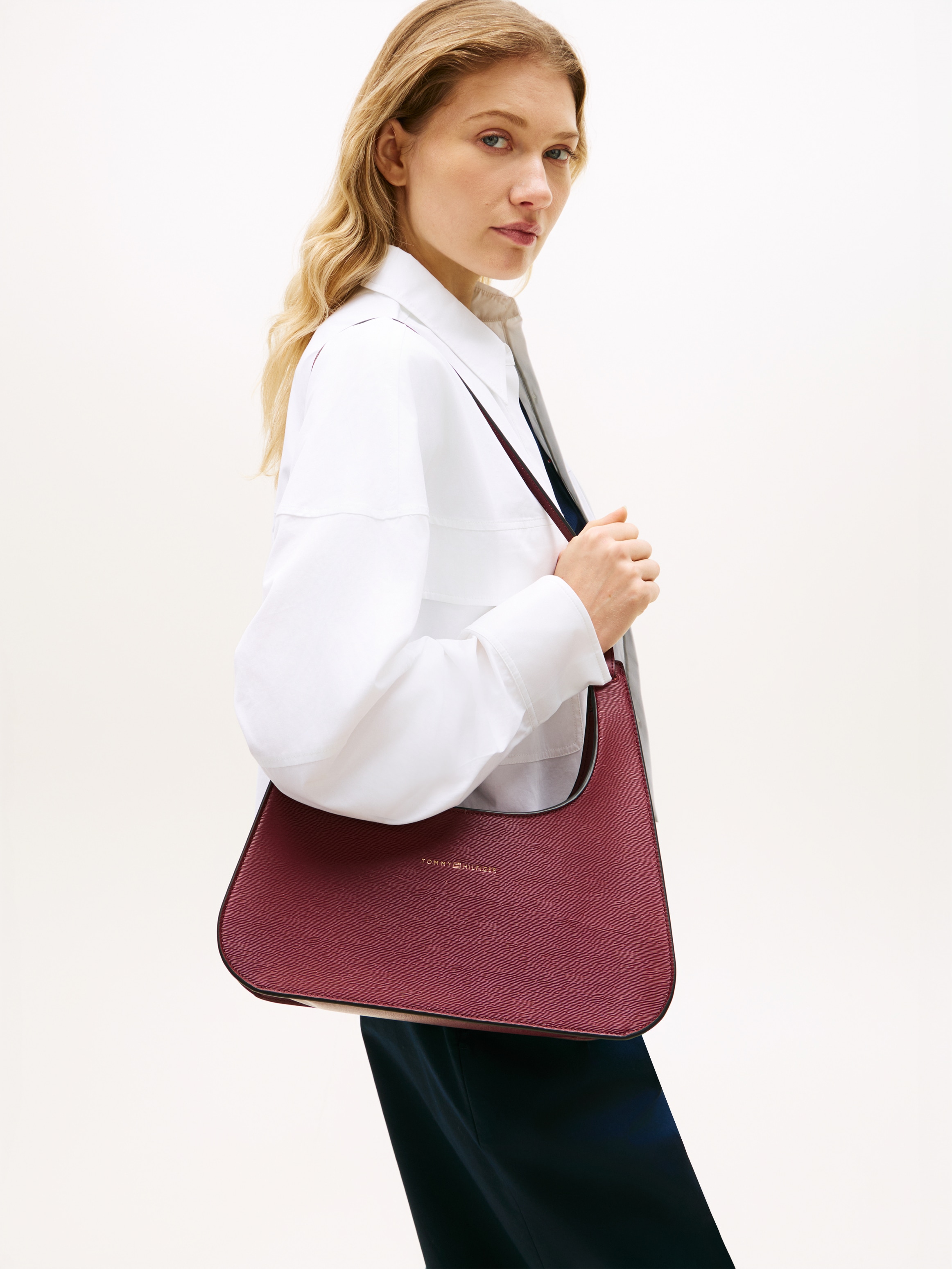 Tommy Hilfiger Schultertasche »TH MODERN SHOULDER BAG« Umhängetasche, Handtasche, Tragetasche mit Logoprägung