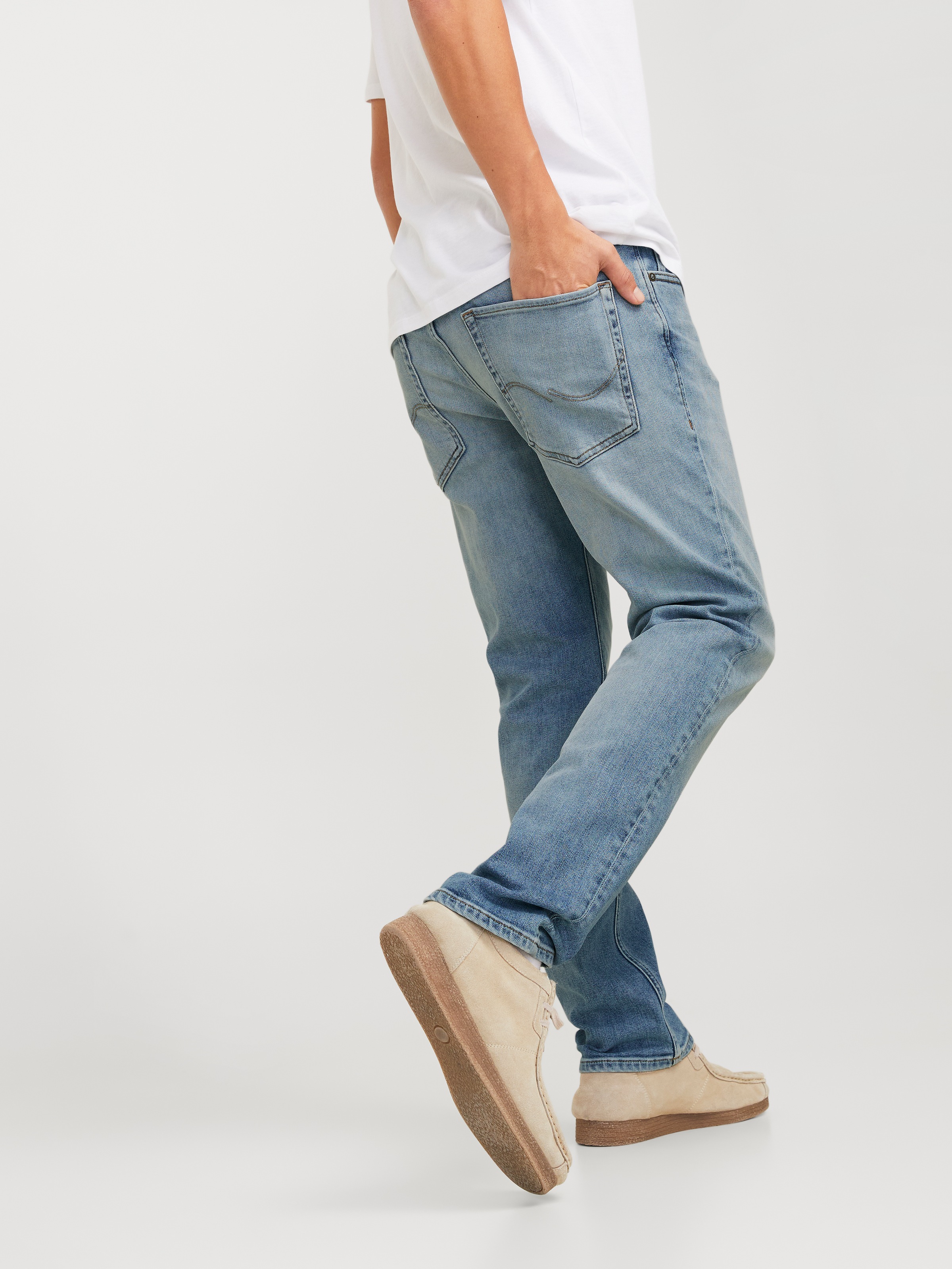 Jack & Jones Regular-fit-Jeans »JJICLARK mit Used-Look und Stretch für den Alltag« mit Abriebeffekten