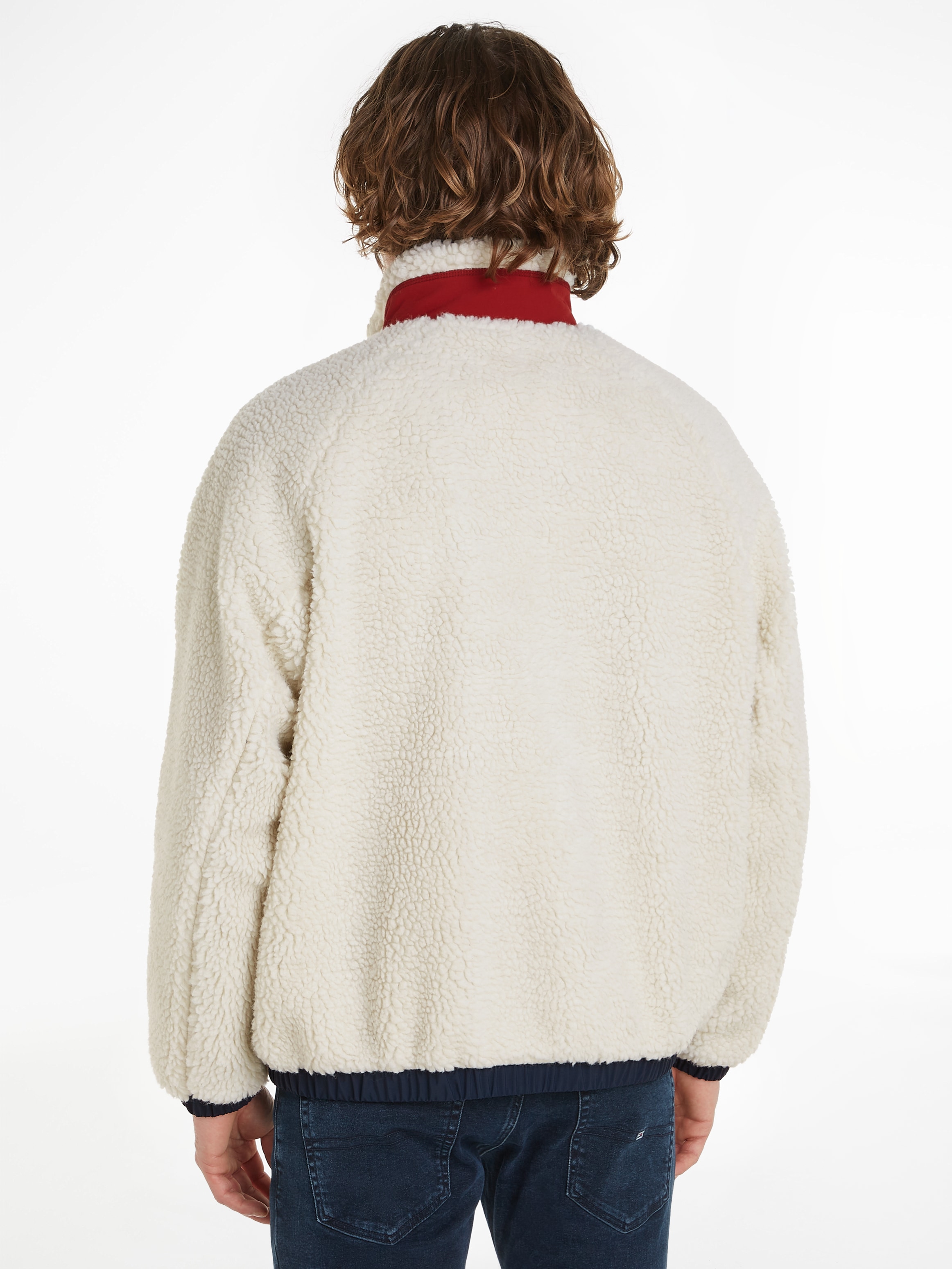 Tommy Jeans Outdoorjacke »TJM OUTDOOR TEDDY JACKET EXT«, mit Logoprägung