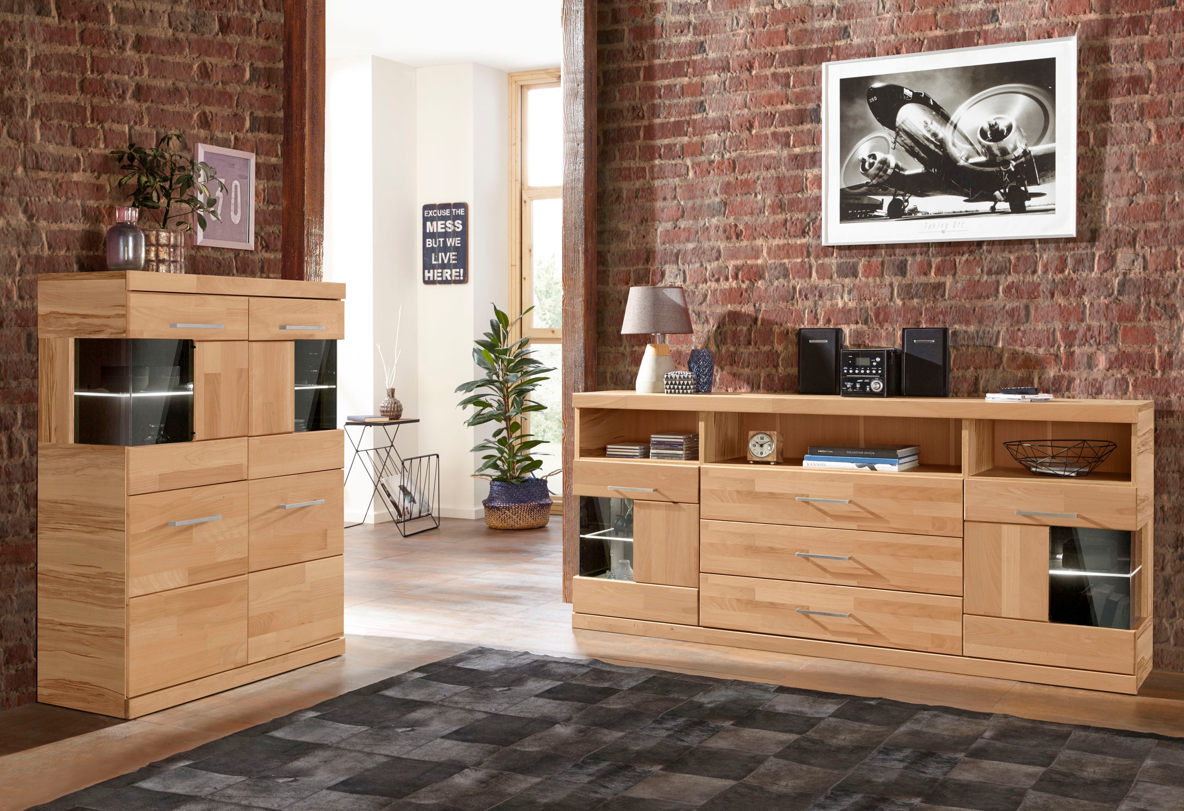 Home affaire Sideboard »Ribe,180cm breit, Fronten Massivholz,7 Fächer,Böden versetzbar«, Korpus Holzwerkstoff,Türen mit Glaseinsatz,3 breite Schubladen